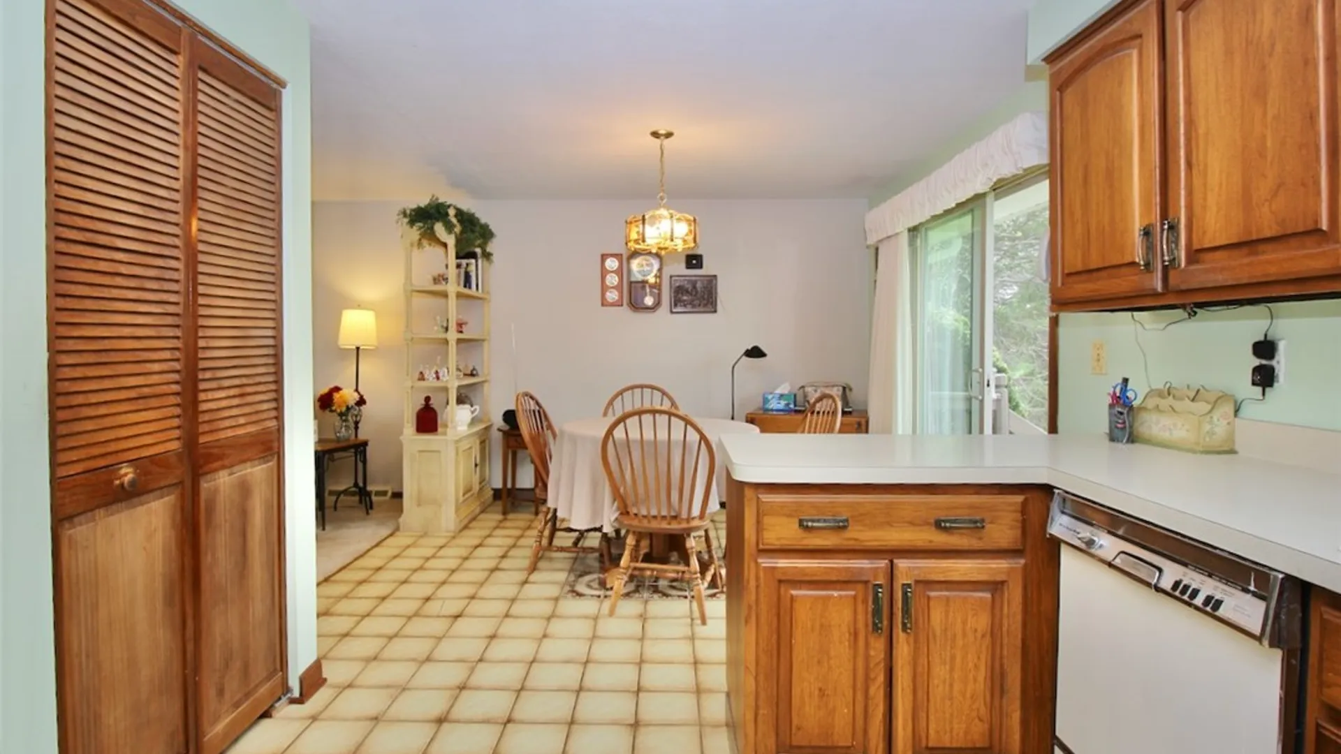 Property at 7980 Old Jennings Road, Eden, NY 14057 10