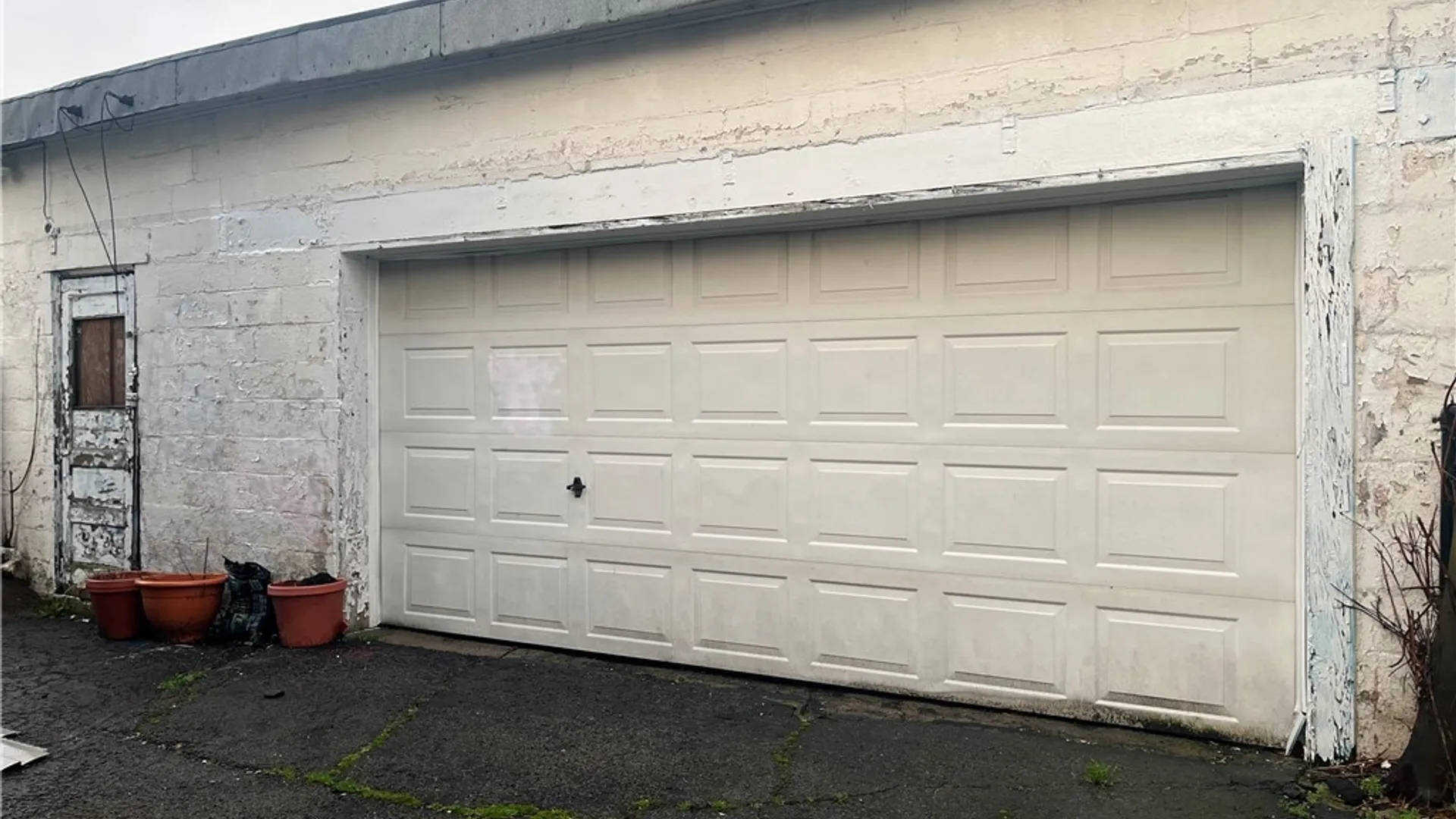 Property at 227 Weiss Street, Buffalo, NY 14206 3