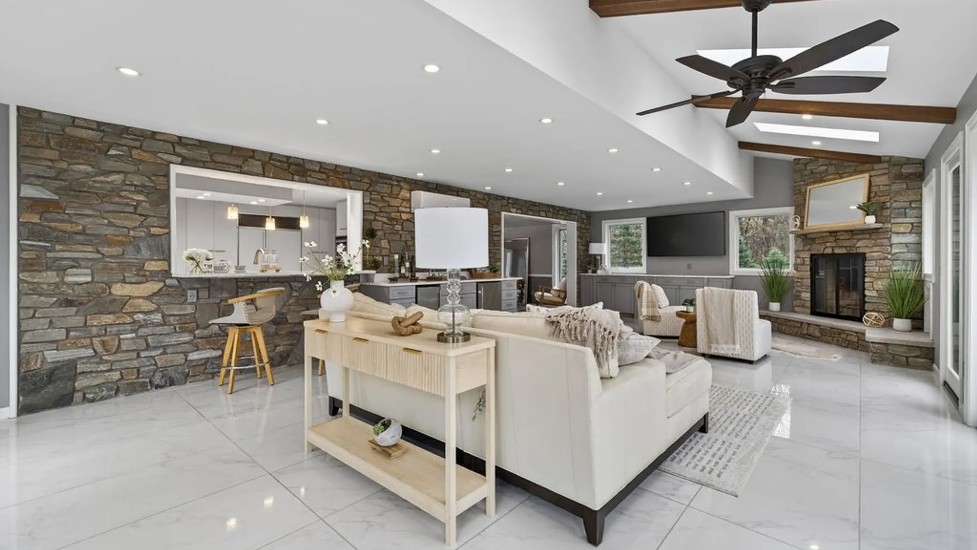 Property at 7979 Oak Brook Circle, Victor, NY 14534 19