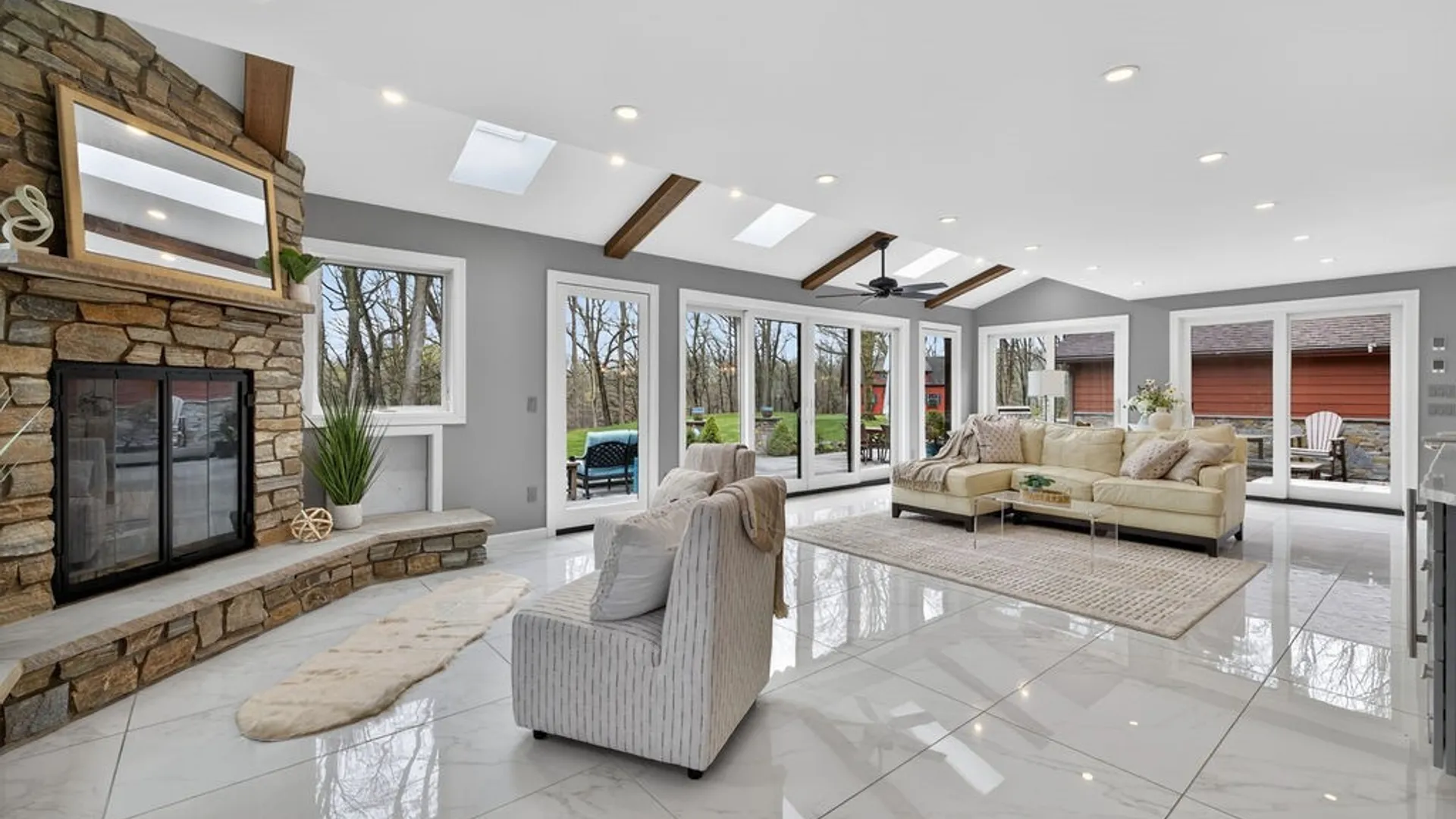 Property at 7979 Oak Brook Circle, Victor, NY 14534 20