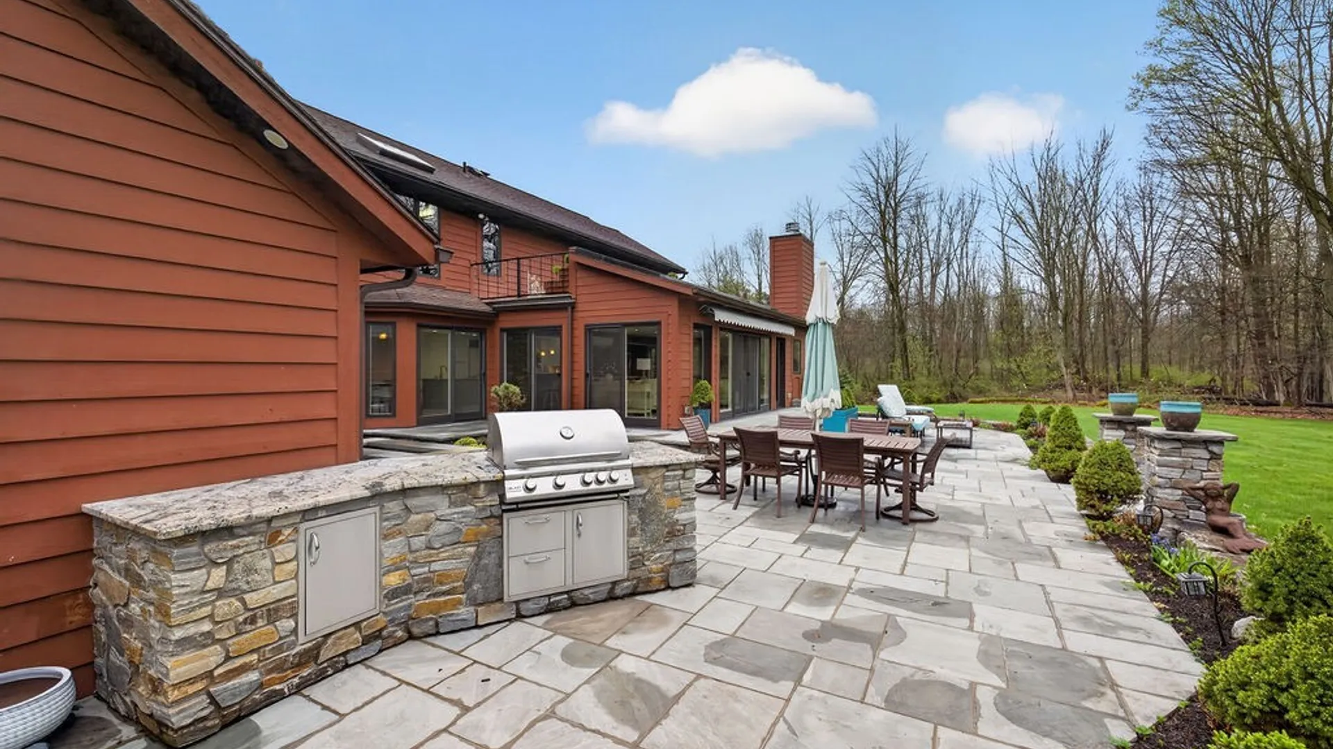 Property at 7979 Oak Brook Circle, Victor, NY 14534 44