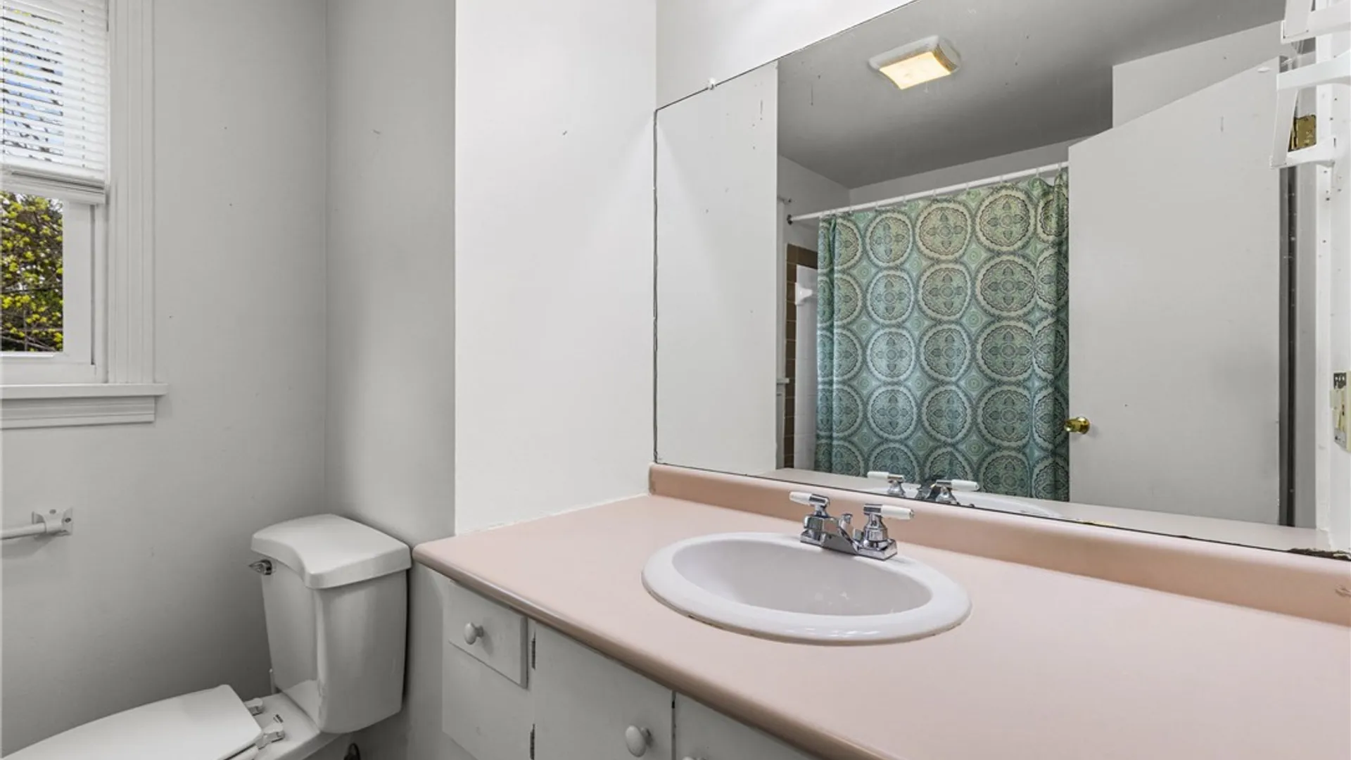 Property at 8 Passage, Perinton, NY 14450 28