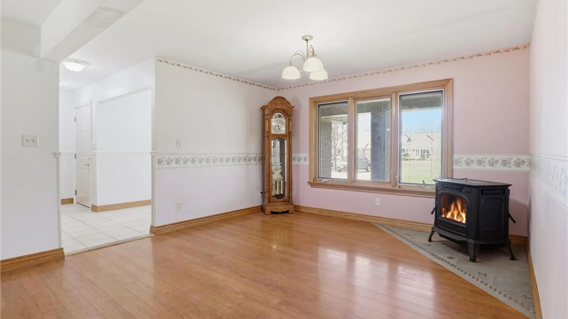 Property at 101 Strasmer Road, Cheektowaga, NY 14043 11