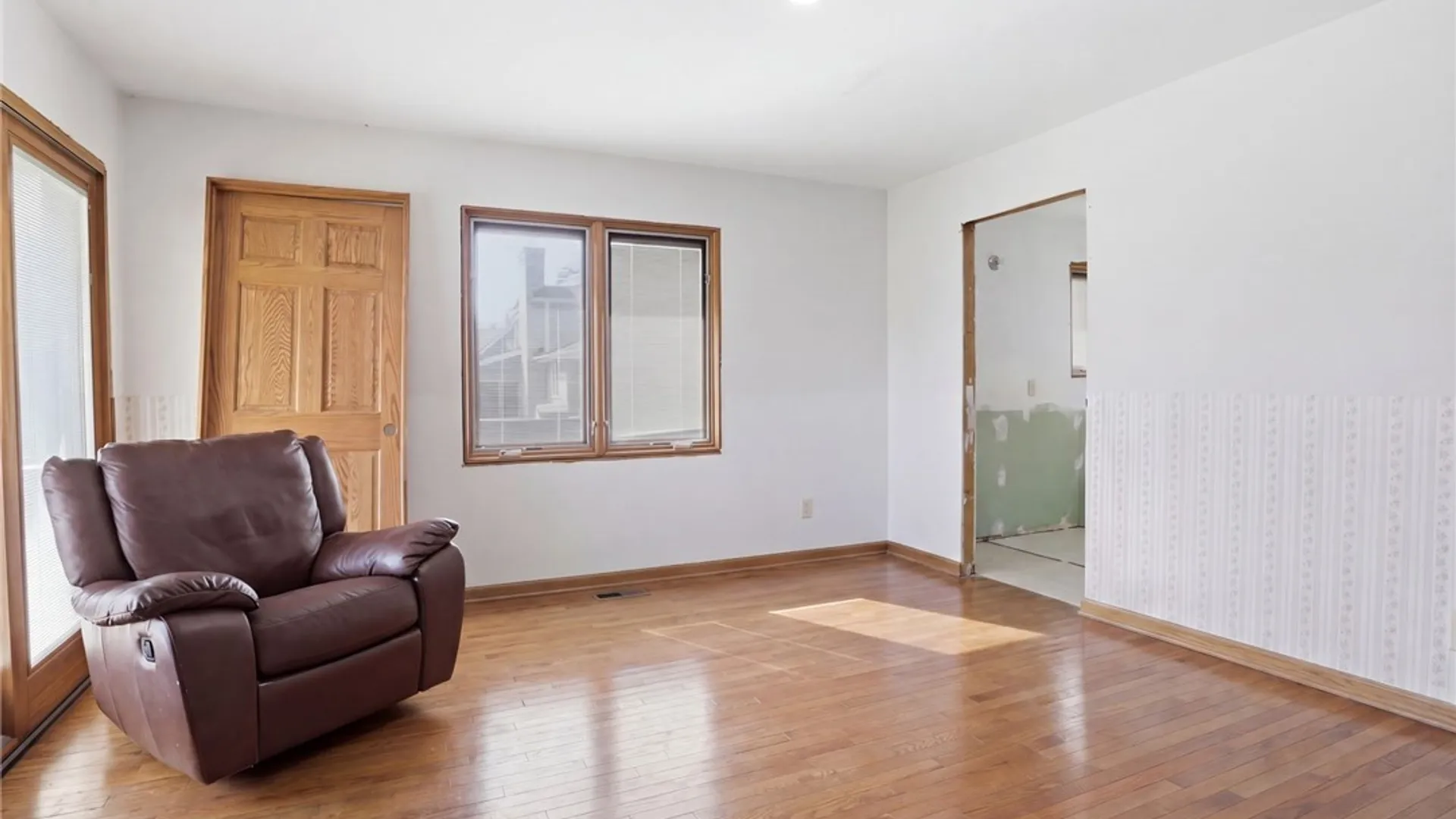 Property at 101 Strasmer Road, Cheektowaga, NY 14043 24