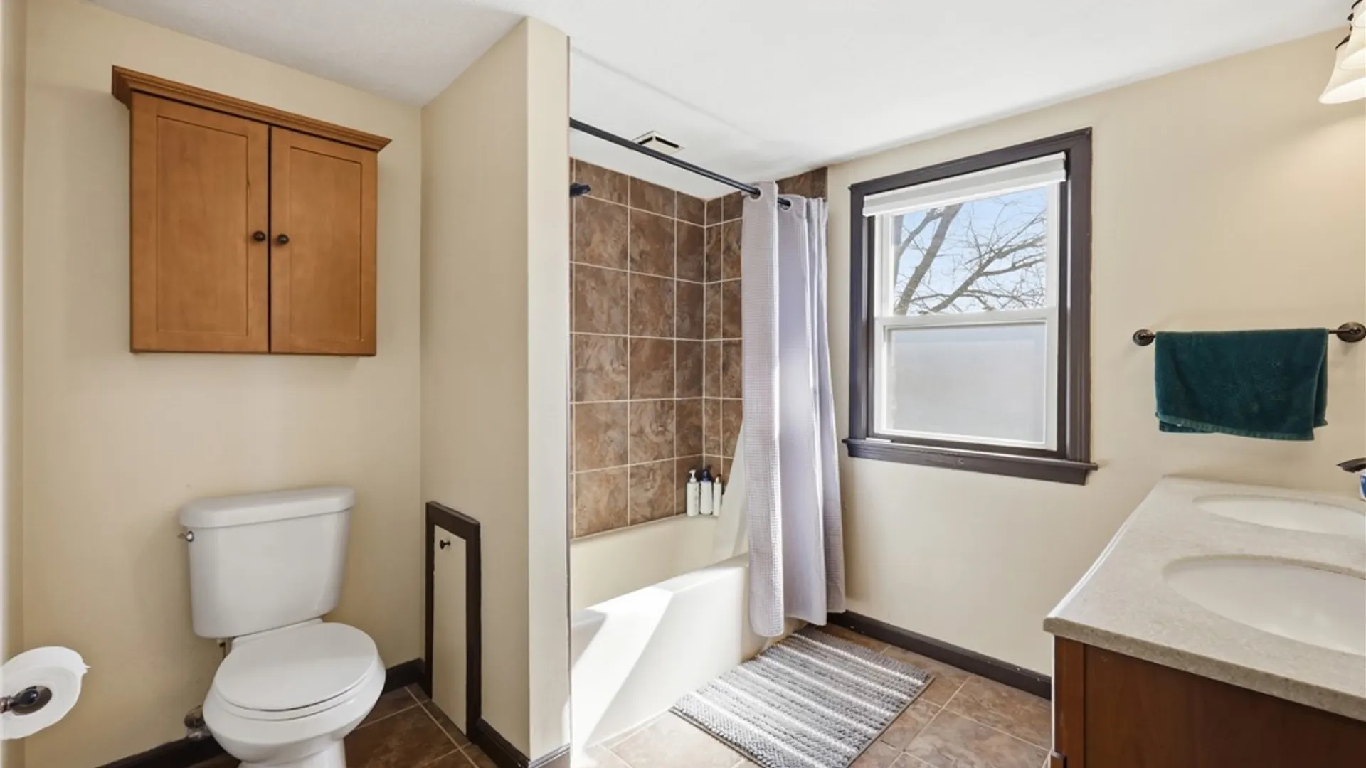 Property at 74 Sherwin Drive, Tonawanda, NY 14150 23