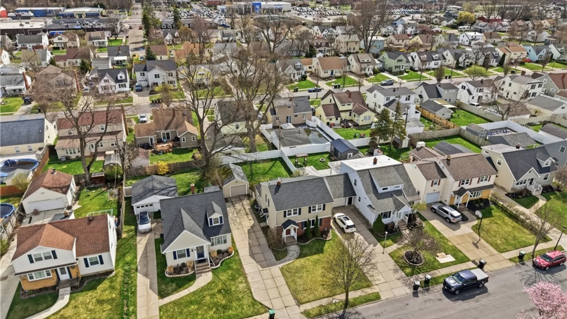 Property at 74 Sherwin Drive, Tonawanda, NY 14150 32