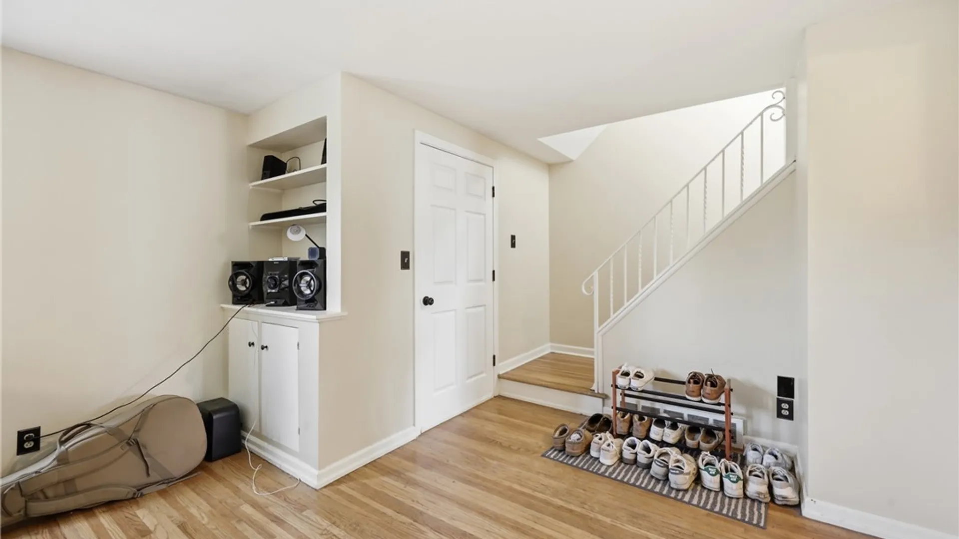 Property at 74 Sherwin Drive, Tonawanda, NY 14150 5