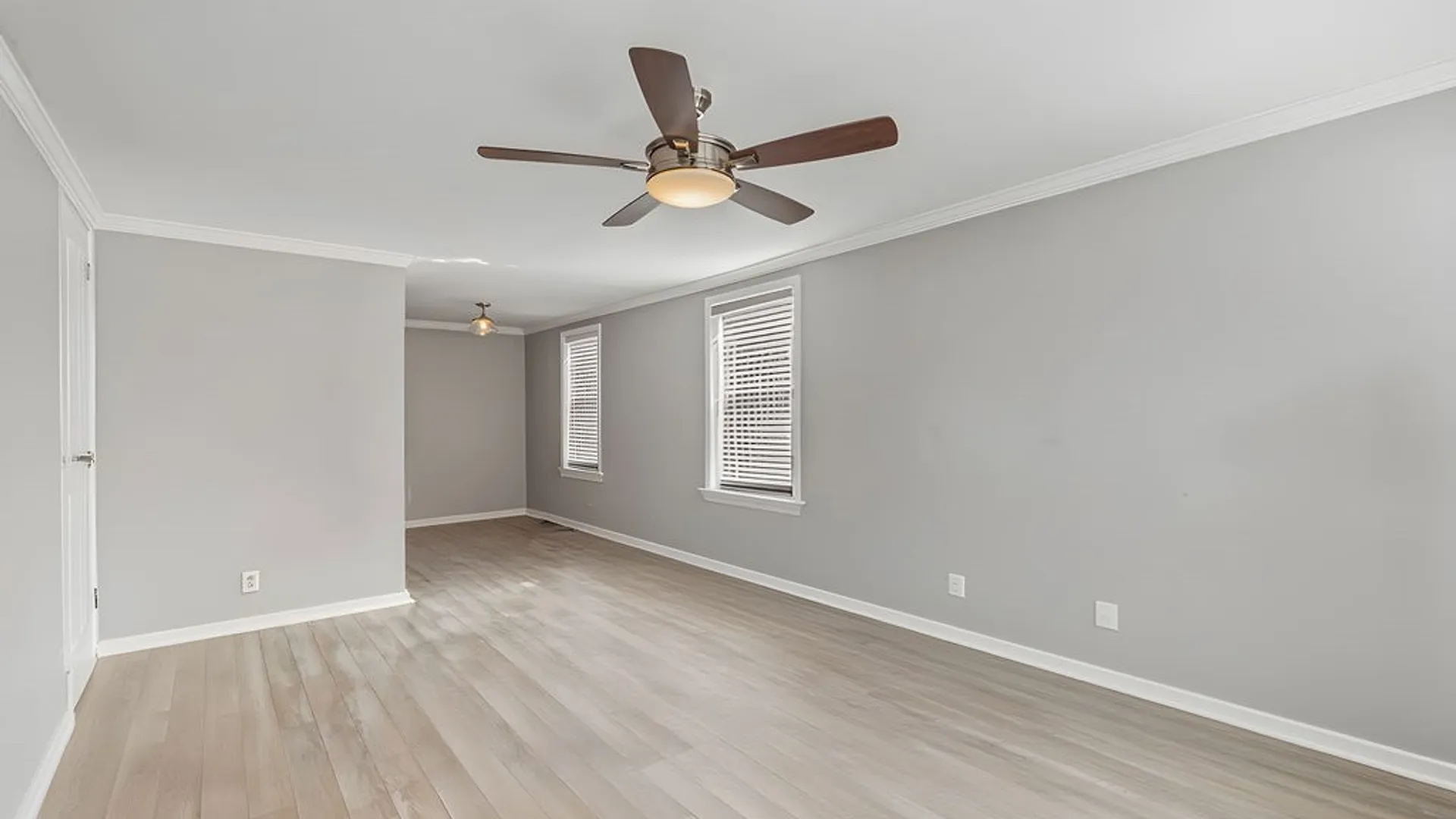 Property at 955 Beach Road, Cheektowaga, NY 14225 15