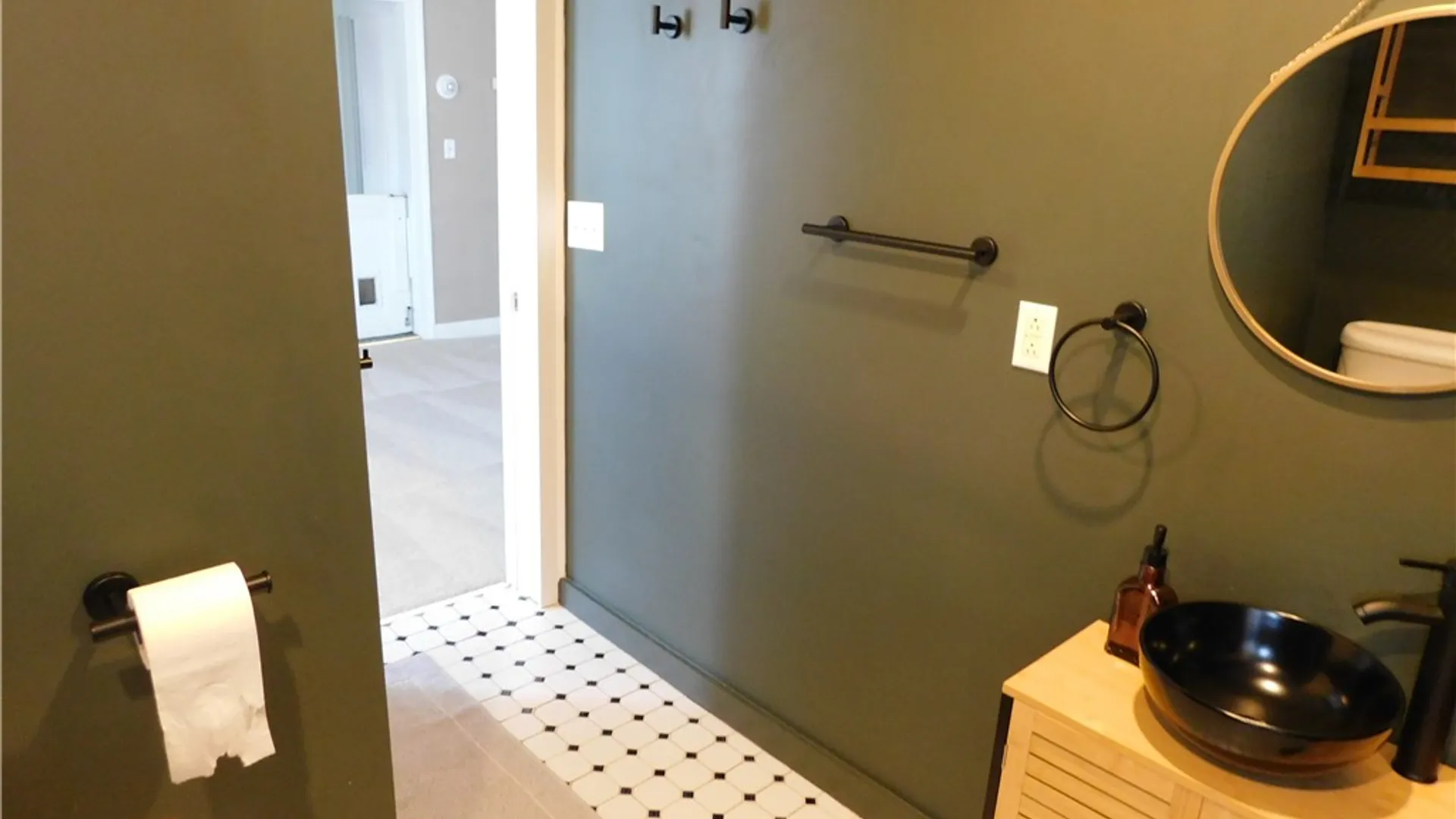 Property at 321 Main Street, Canandaigua City, NY 14424 9