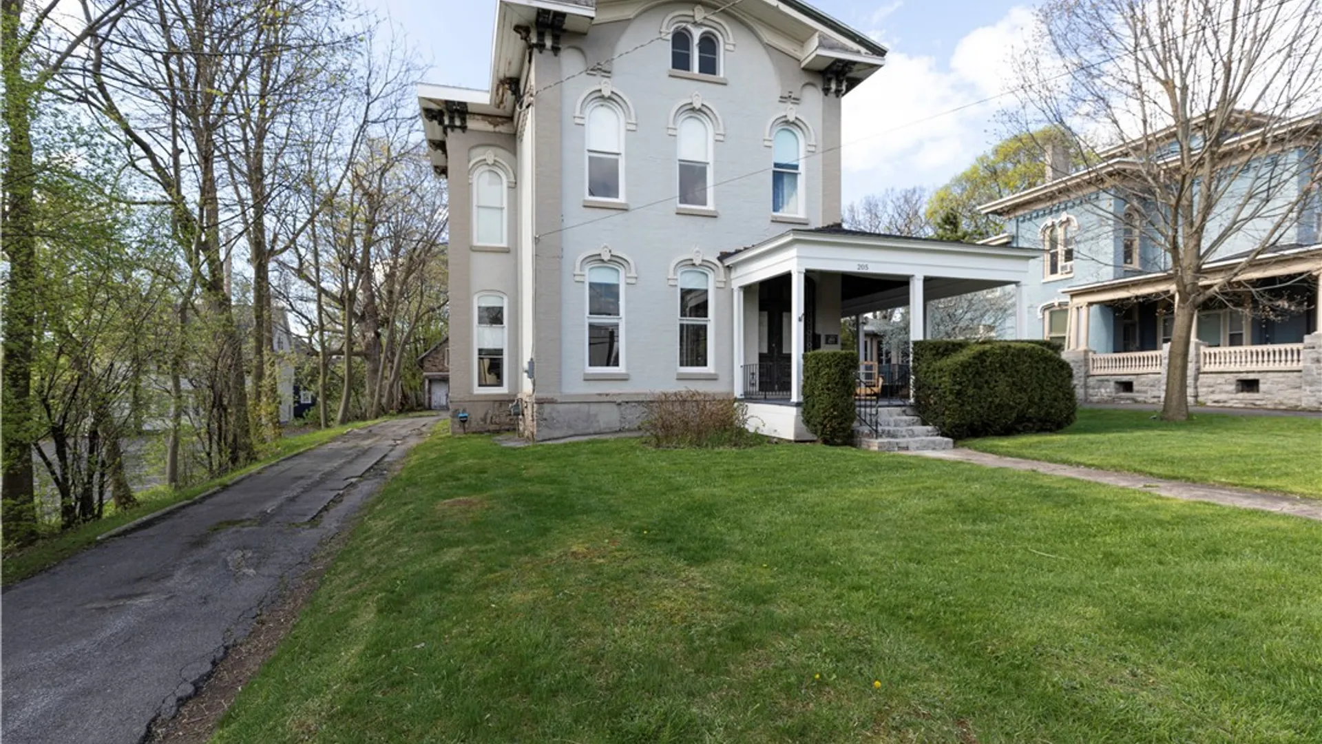 Property at 205 Highland Avenue, Syracuse, NY 13203 2