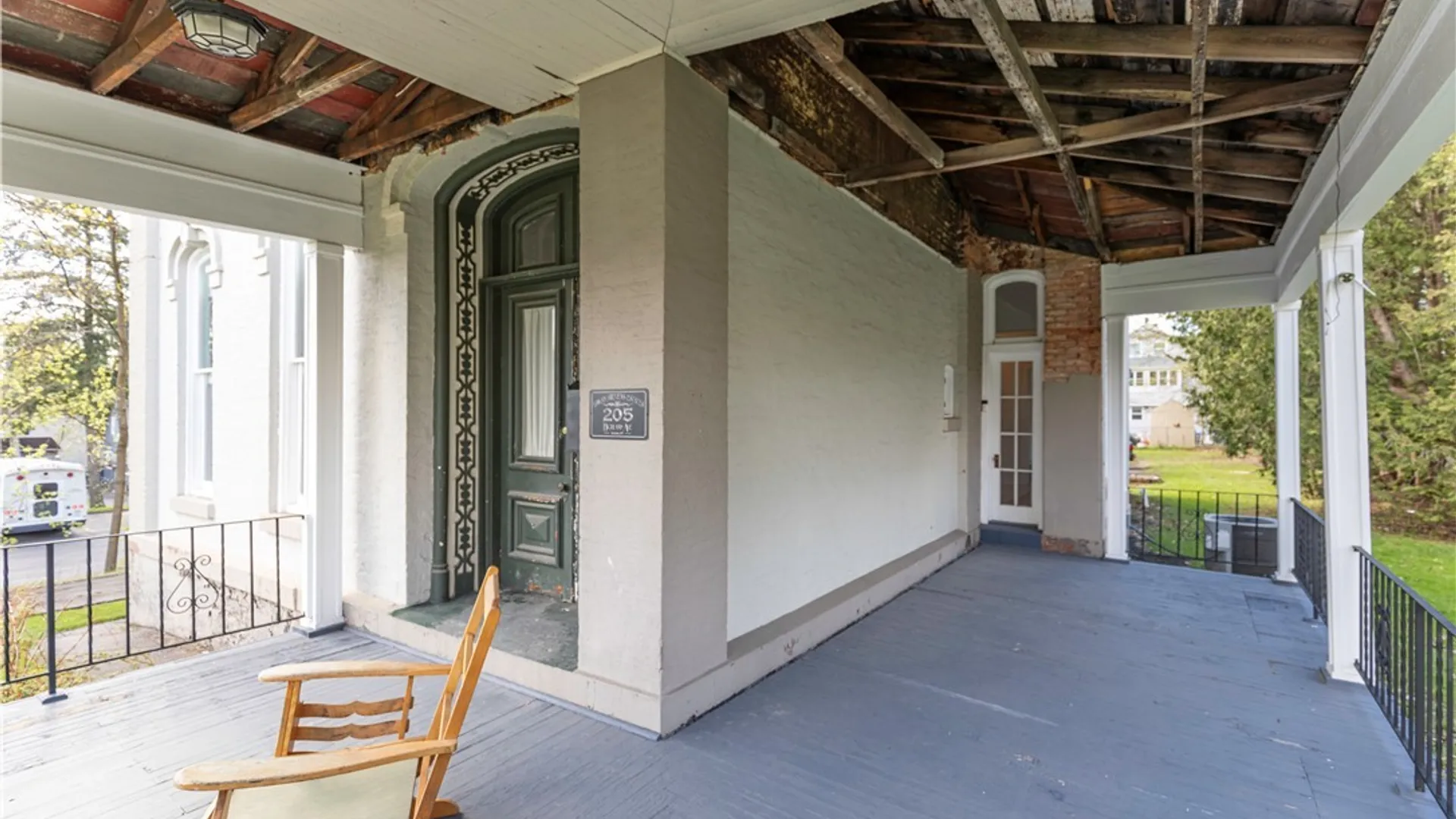 Property at 205 Highland Avenue, Syracuse, NY 13203 5