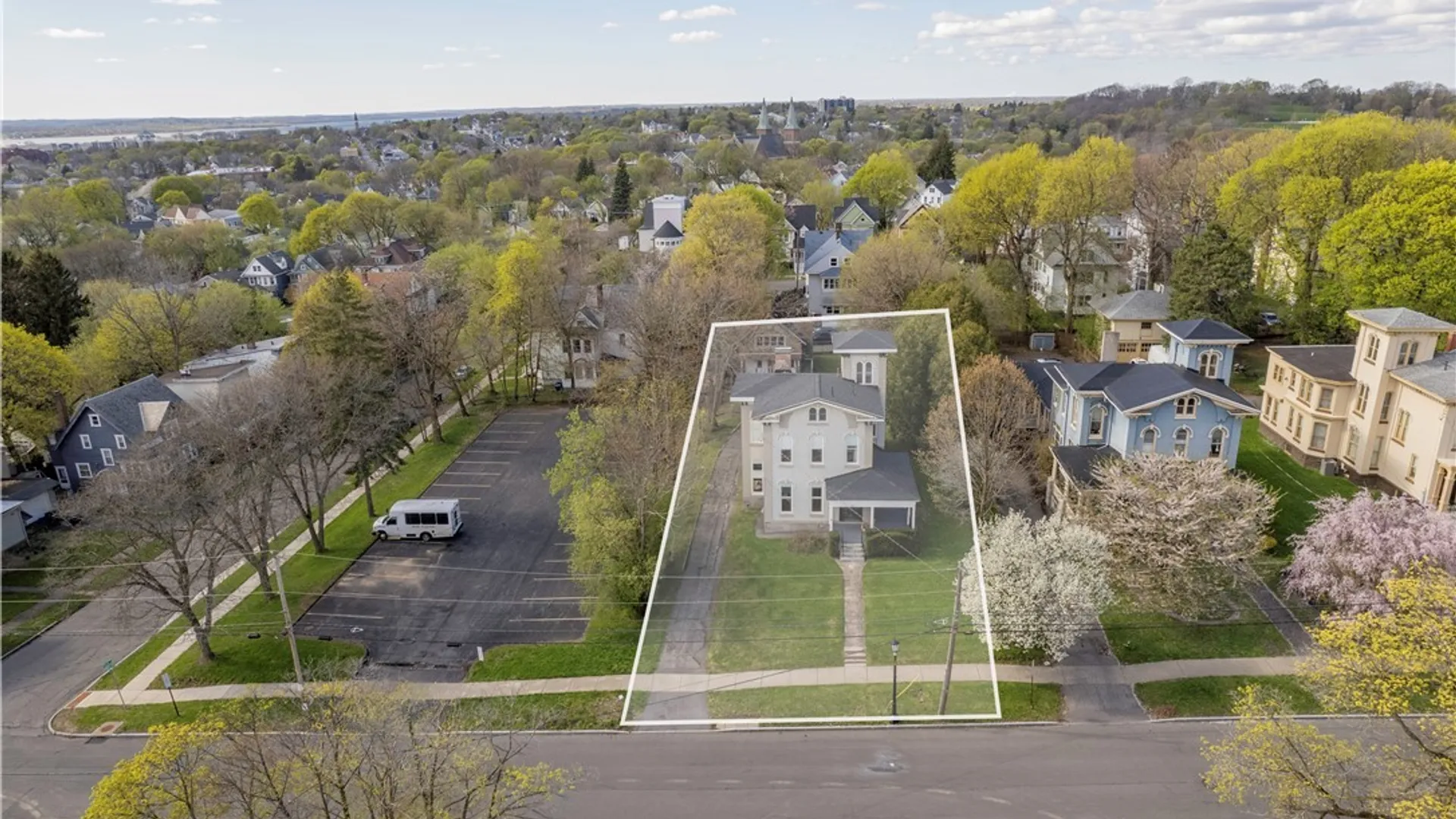 Property at 205 Highland Avenue, Syracuse, NY 13203 9