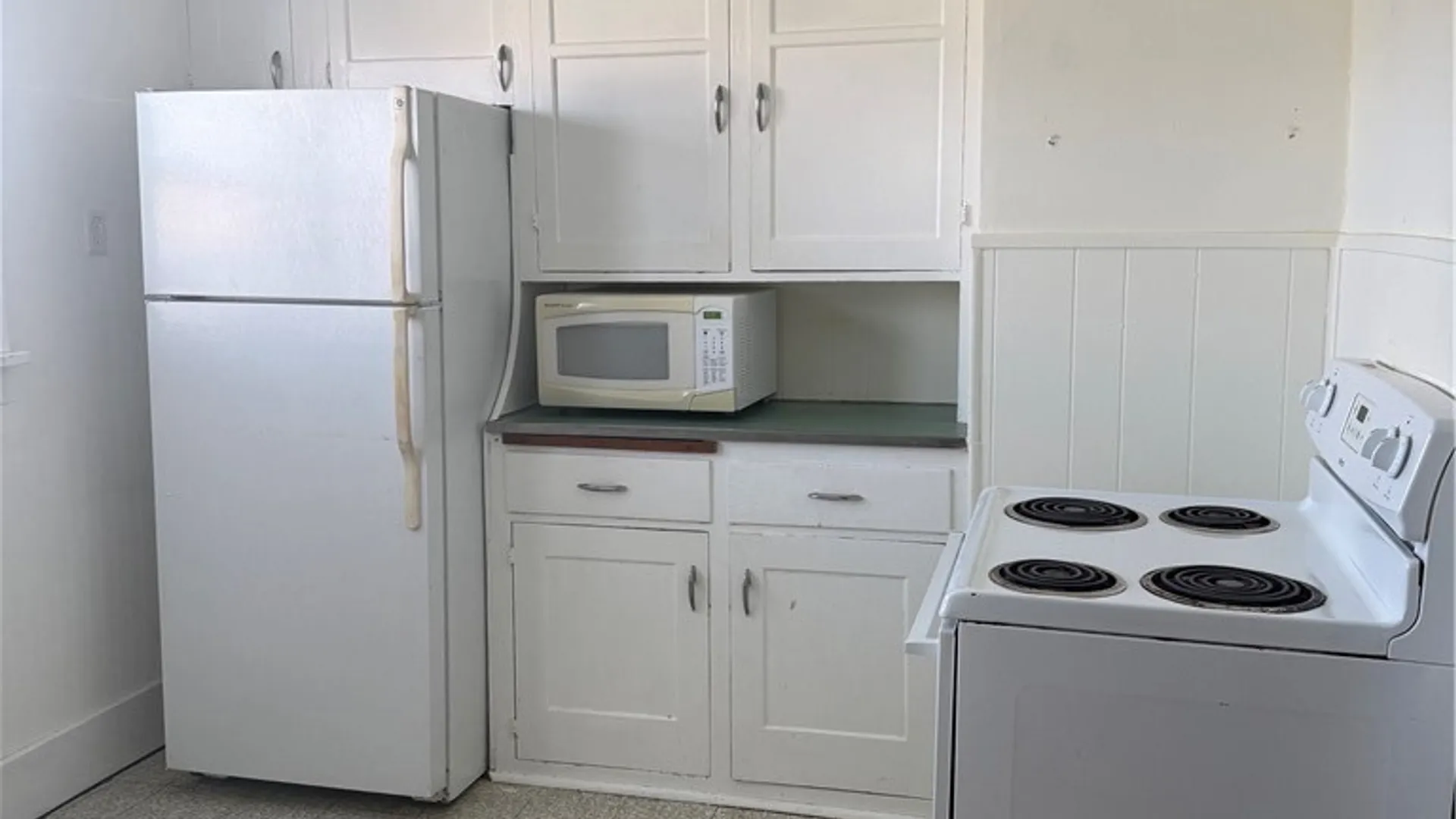 Property at 125 Eiseman Avenue, Tonawanda, NY 14217 5