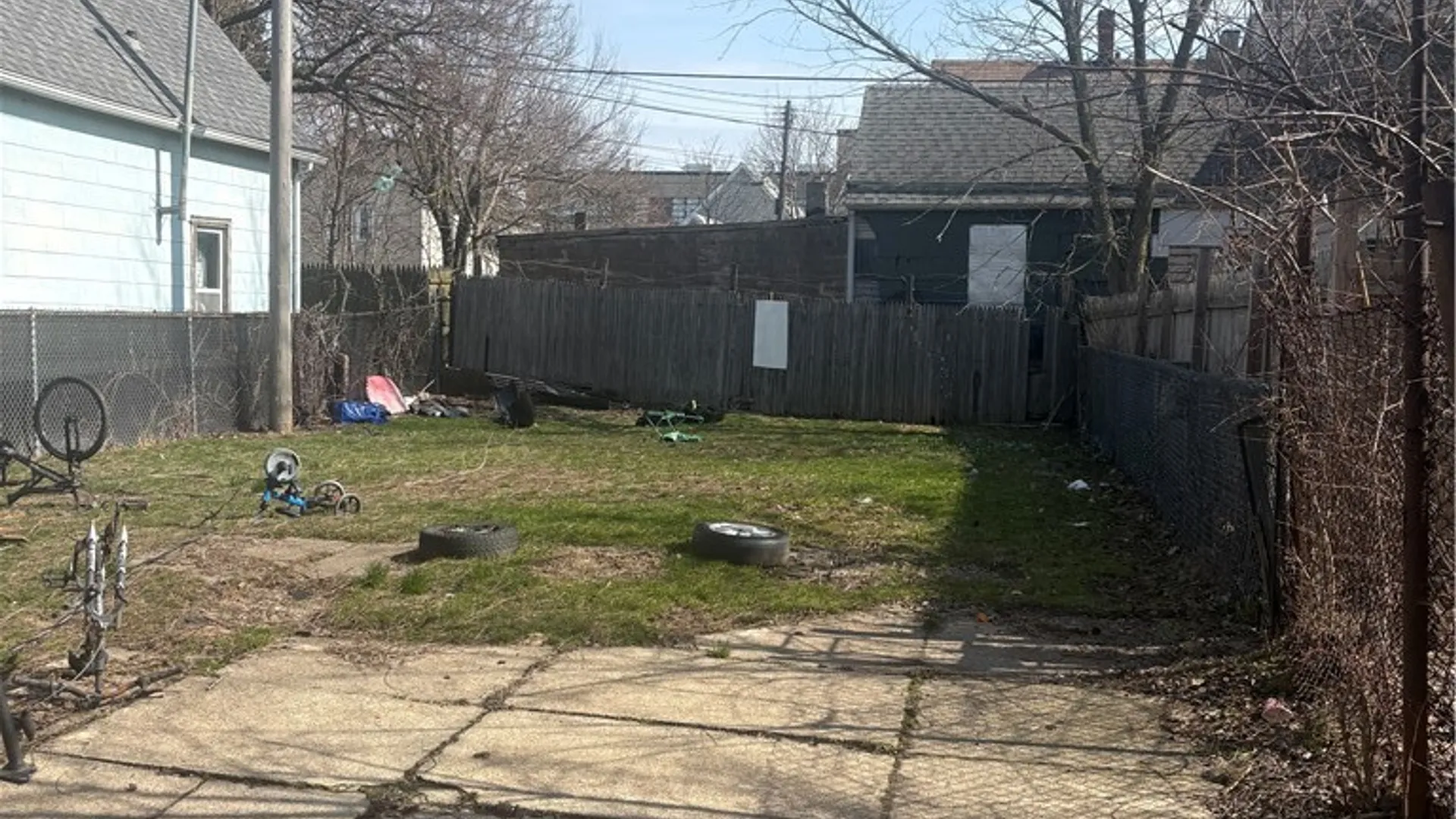 Property at 893 Prospect Avenue, Buffalo, NY 14213 5