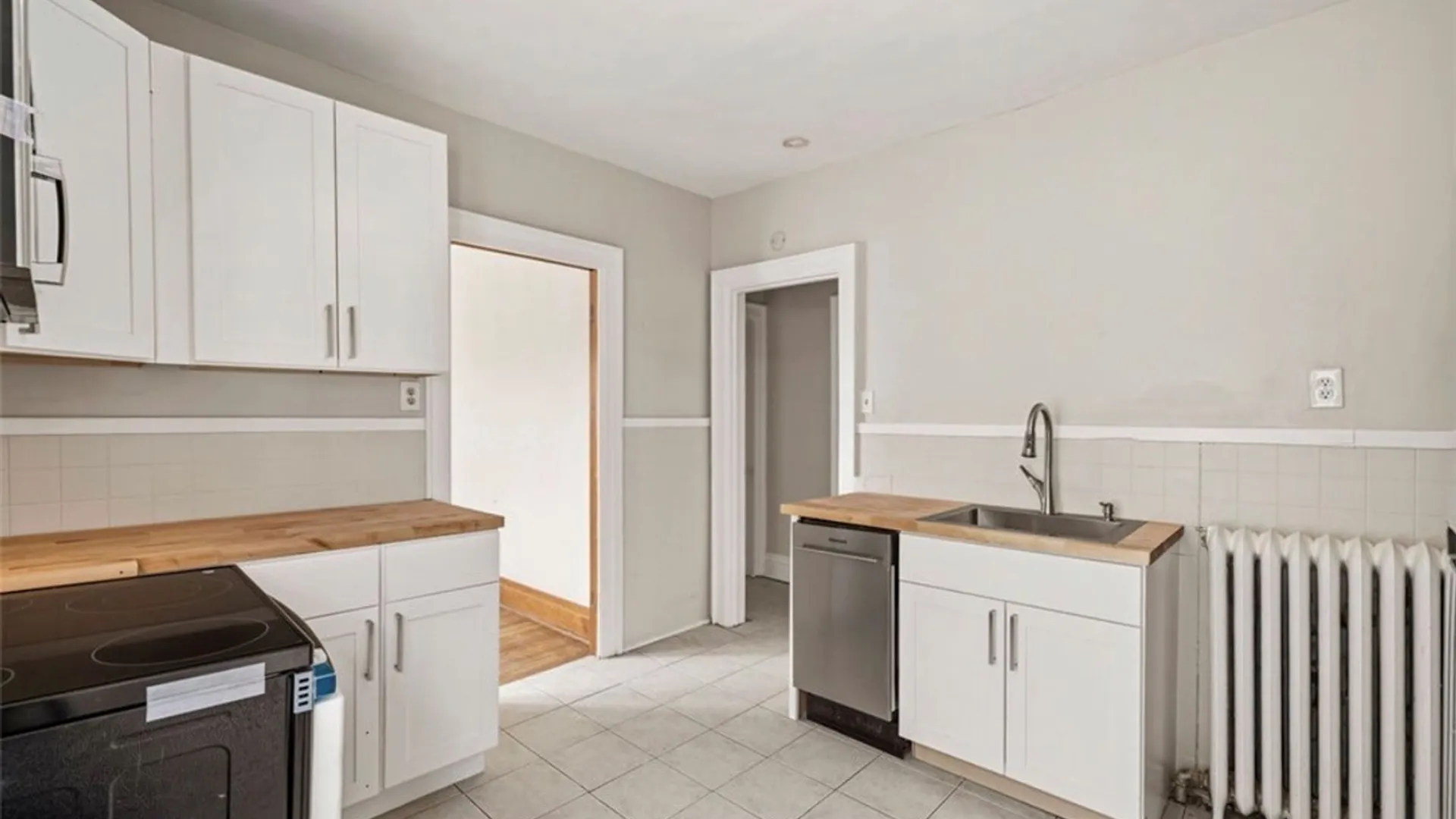 Property at 1067 Tonawanda Street, Buffalo, NY 14207 8