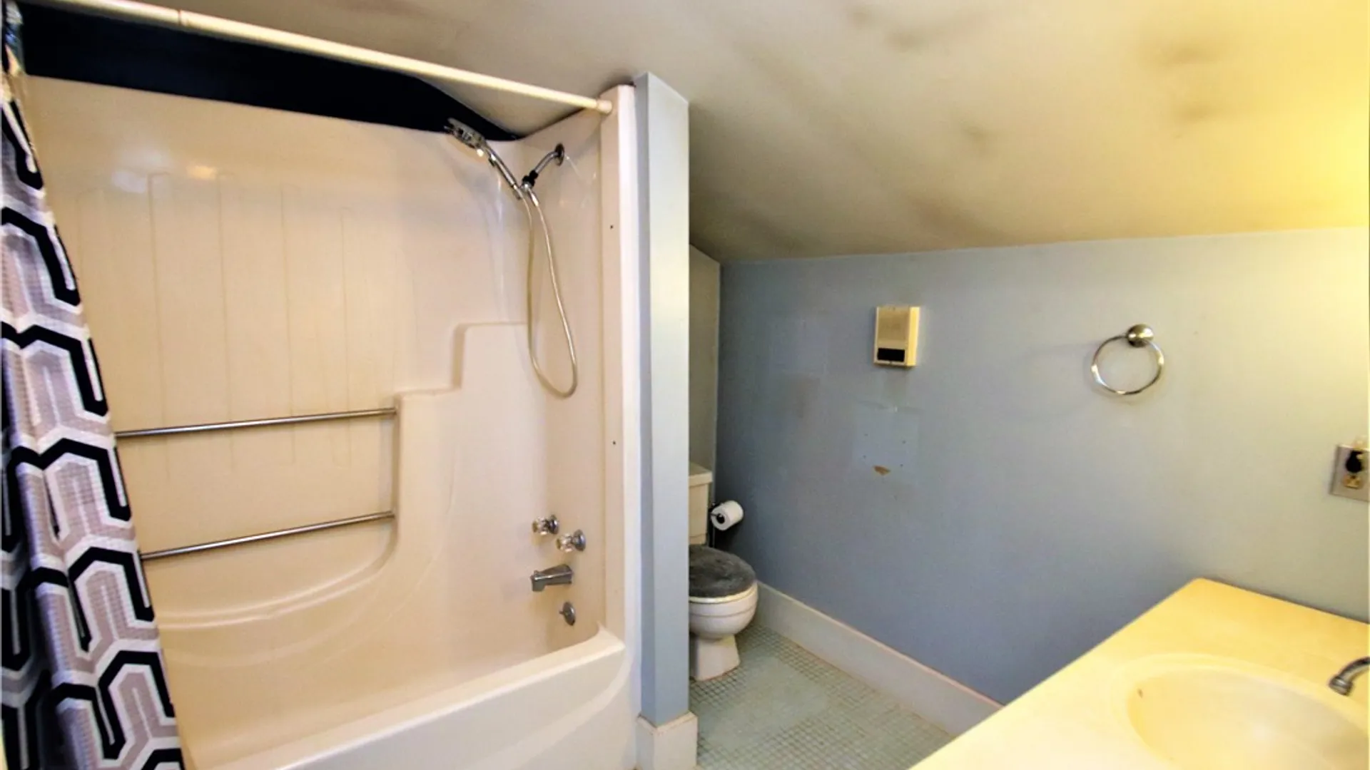 Property at 16092 Roosevelt Highway, Kendall, NY 14476 33