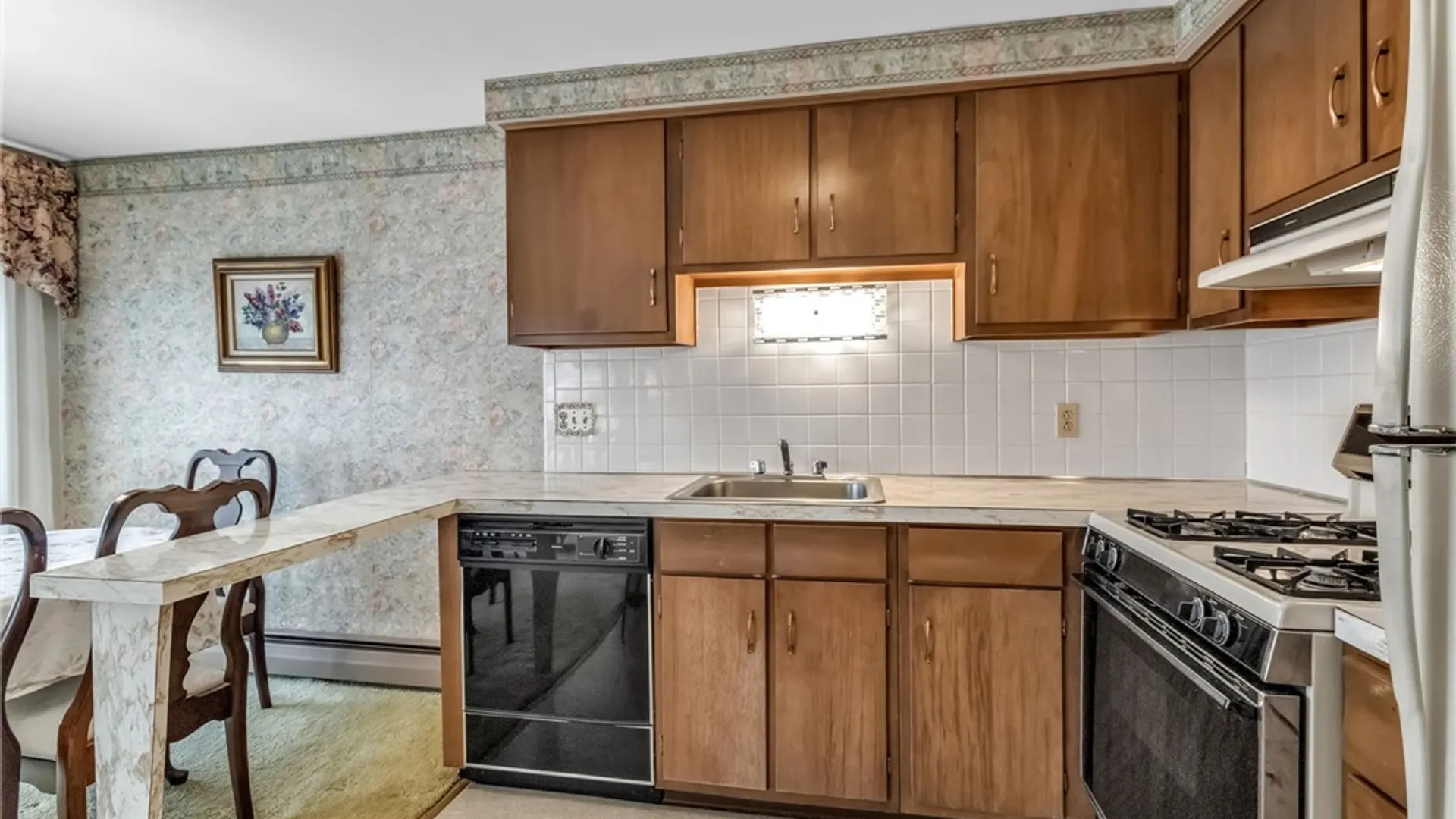 Property at 3433 Harlem Road, Cheektowaga, NY 14225 14