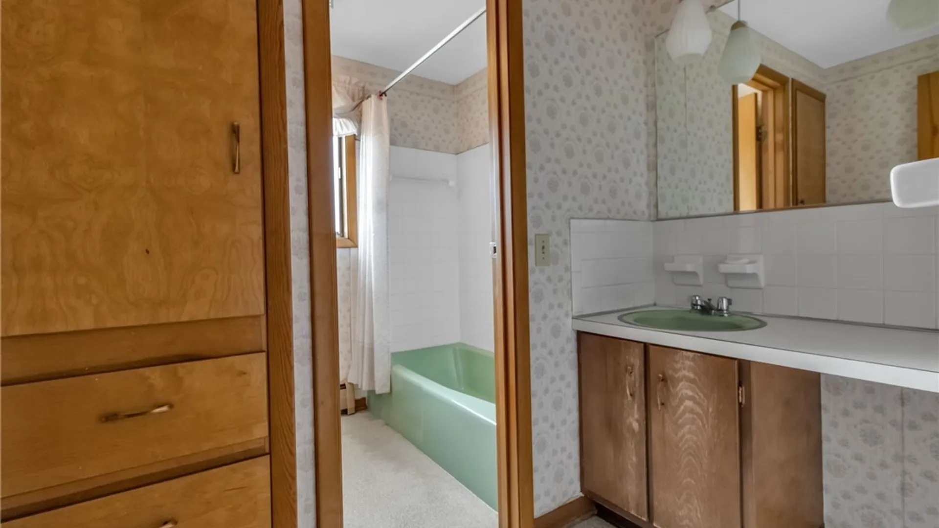 Property at 3433 Harlem Road, Cheektowaga, NY 14225 21