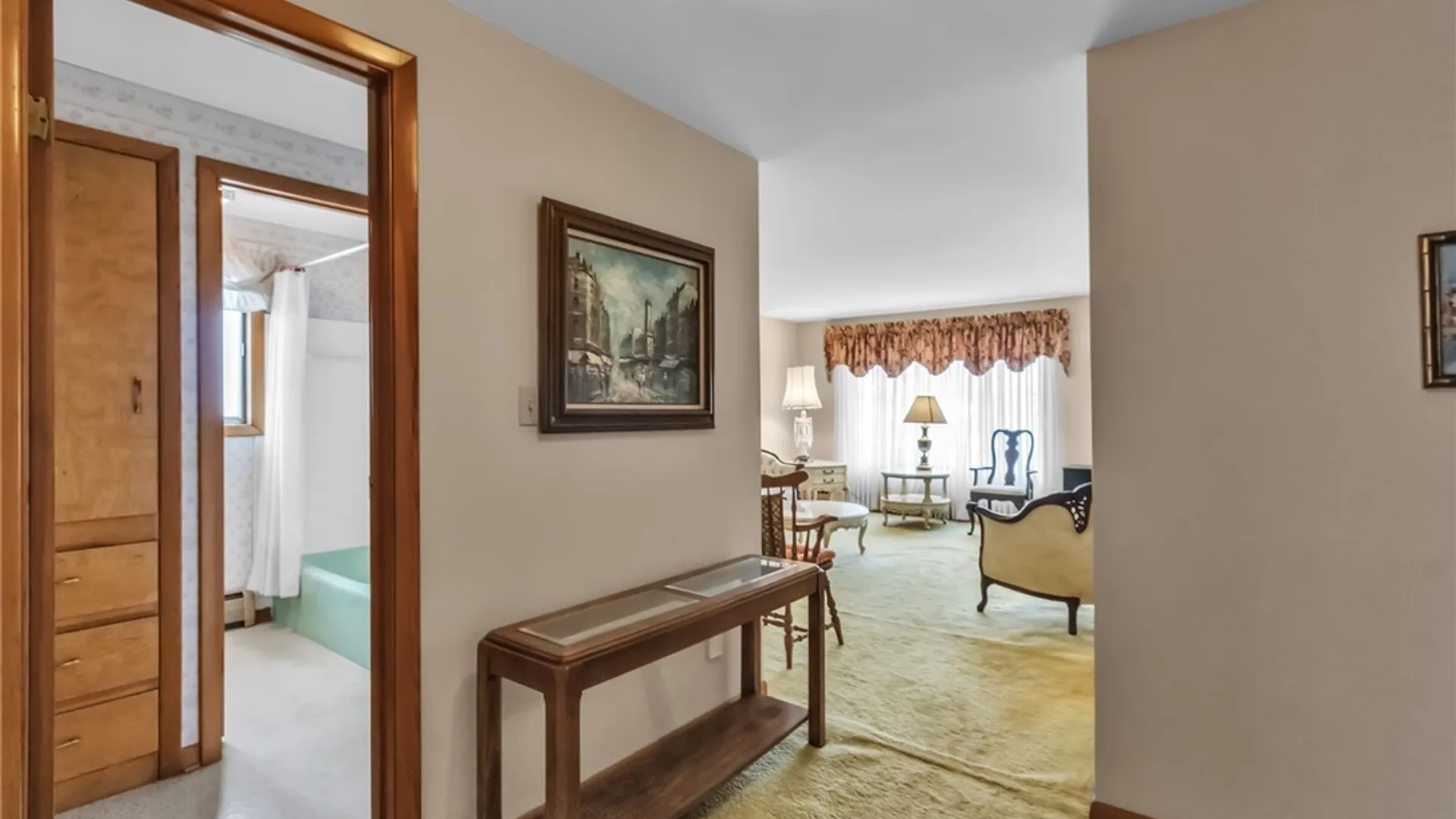 Property at 3433 Harlem Road, Cheektowaga, NY 14225 4