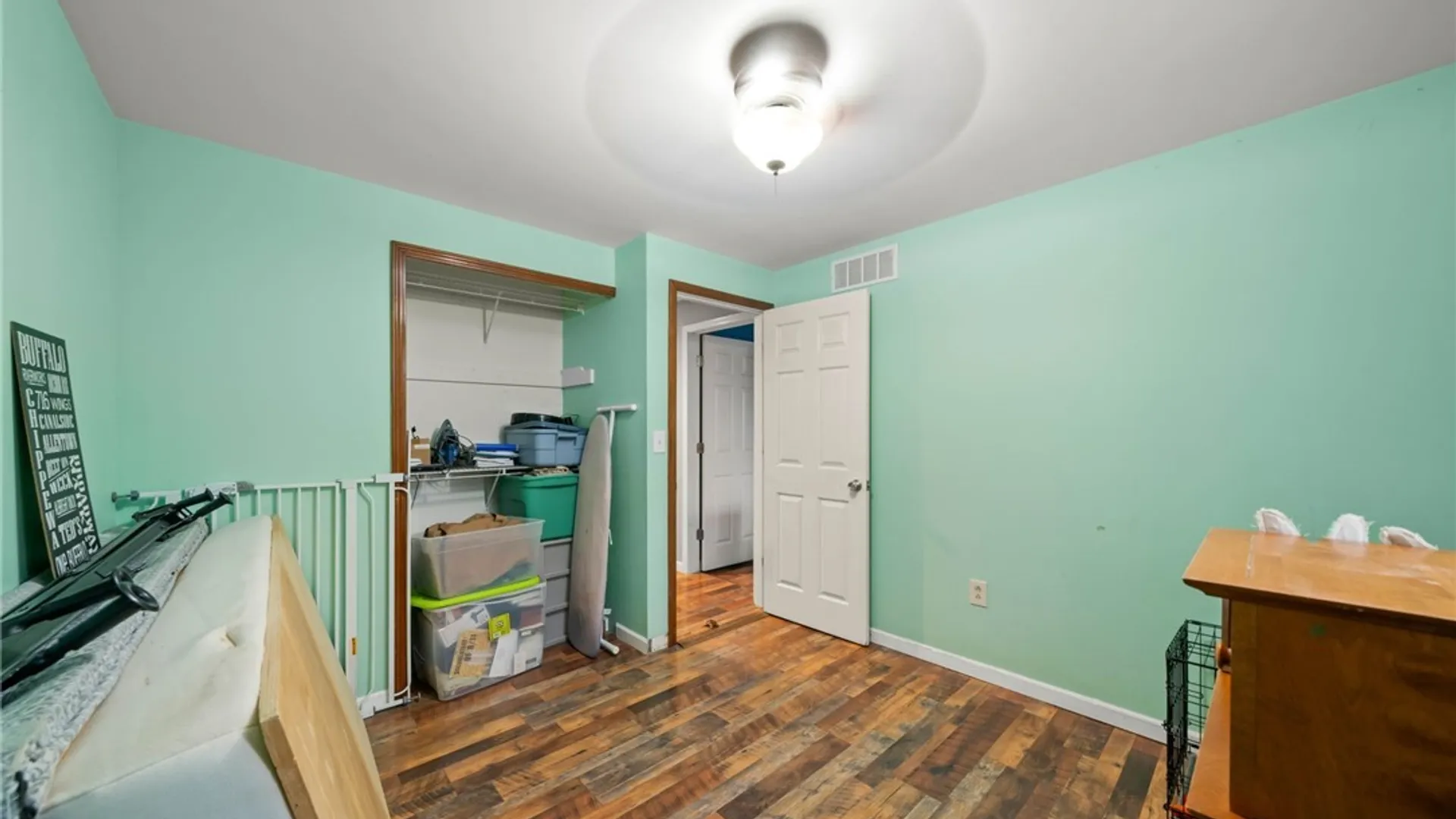 Property at 342 Allendale Road, West Seneca, NY 14224 17