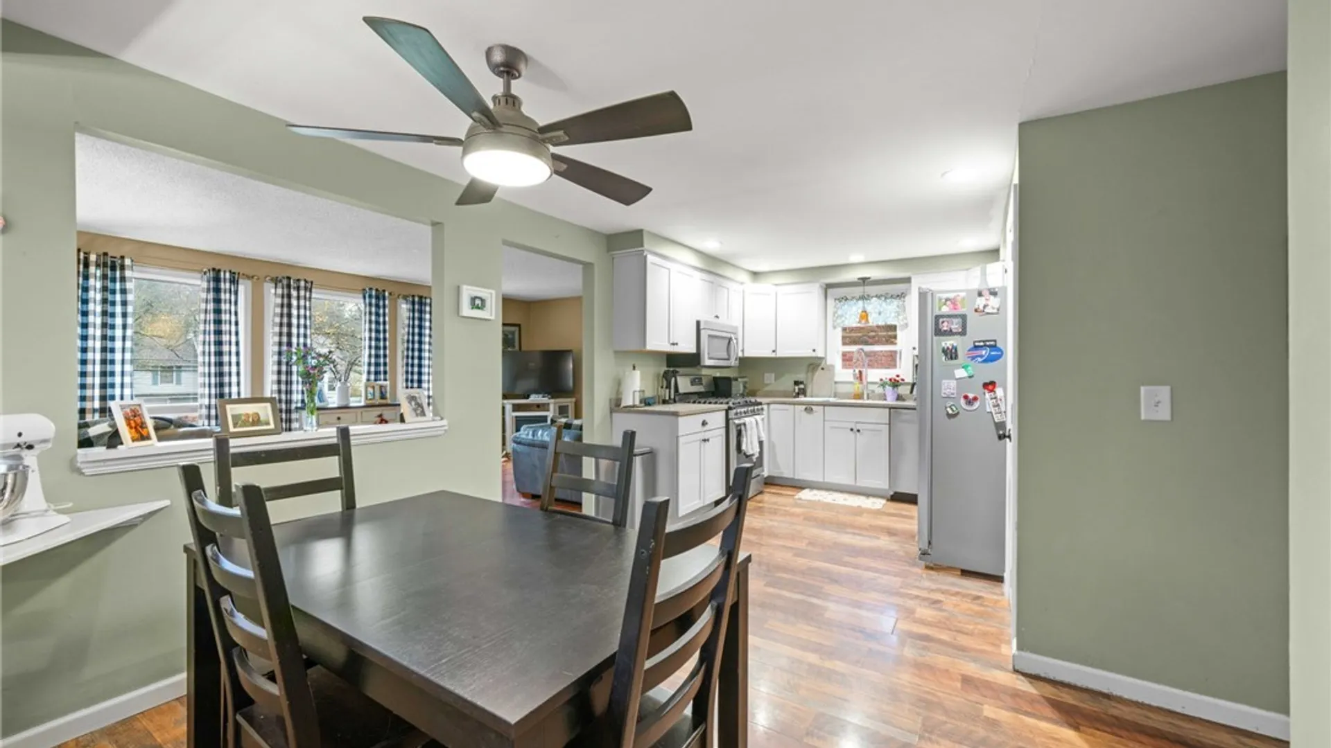 Property at 342 Allendale Road, West Seneca, NY 14224 9