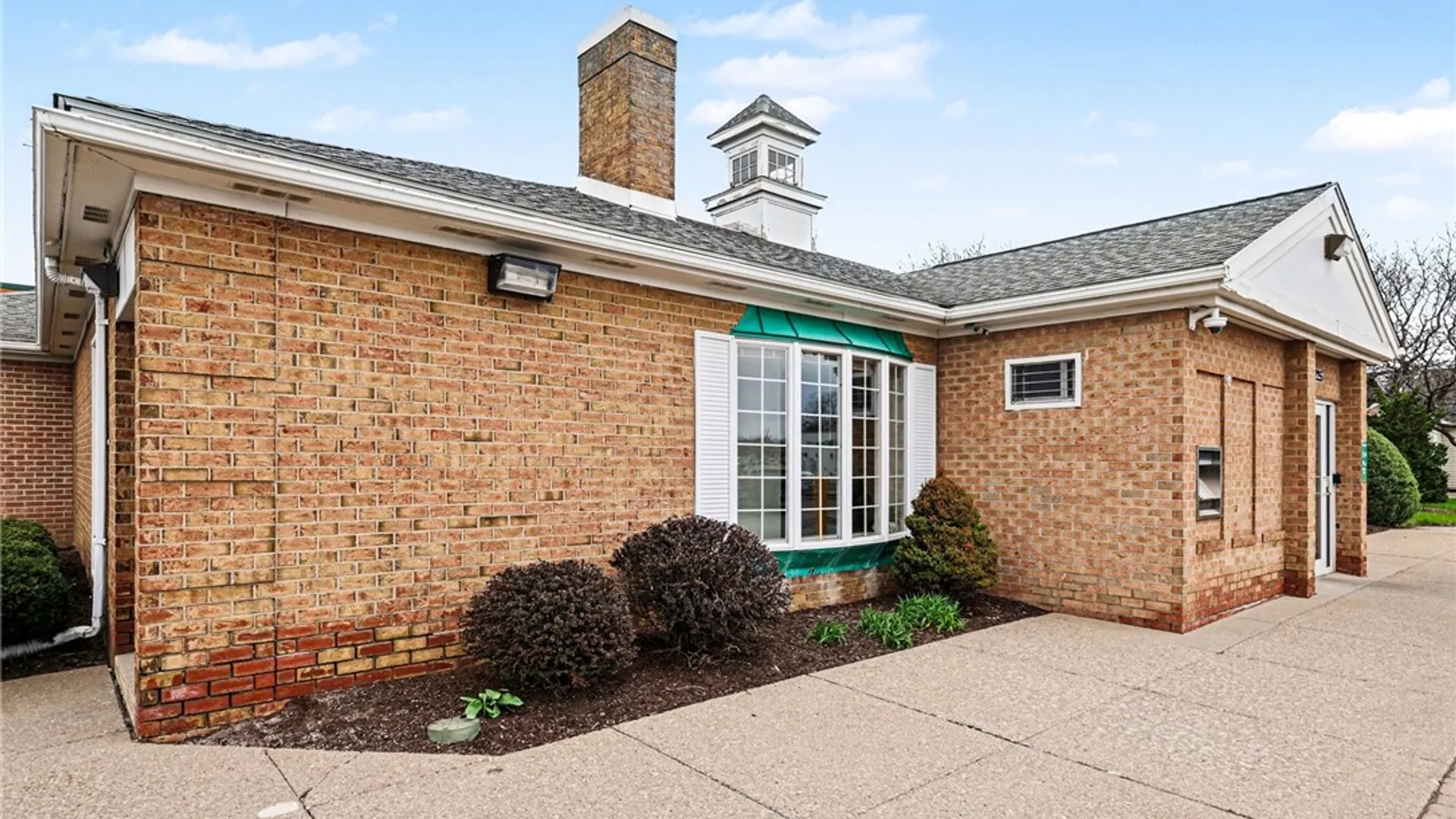 Property at 2255 Hudson Avenue, Irondequoit, NY 14617 5