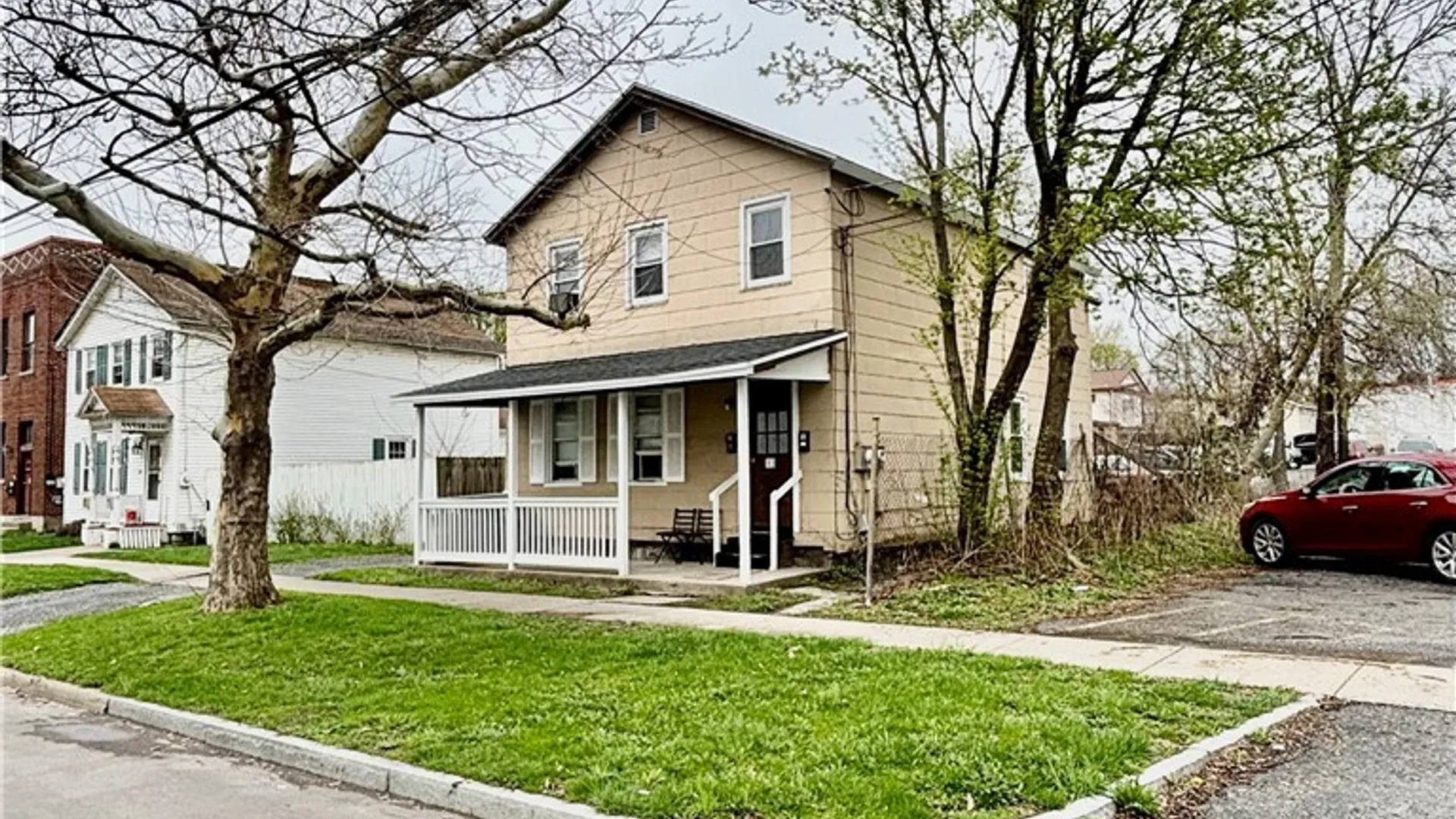 Property at 13 Wall Street, Auburn, NY 13021 2