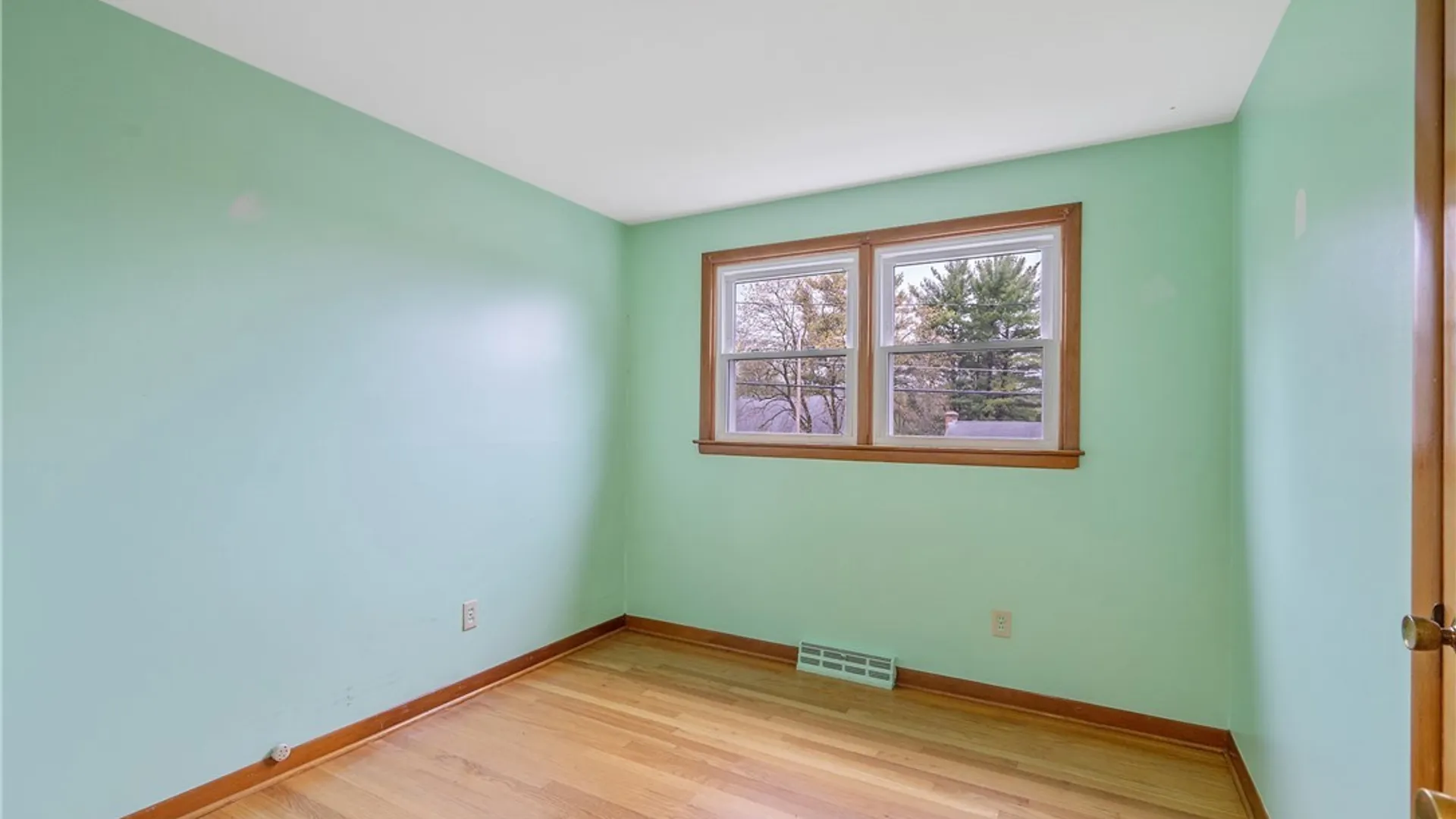 Property at 138 Bennett Road, Camillus, NY 13031 20