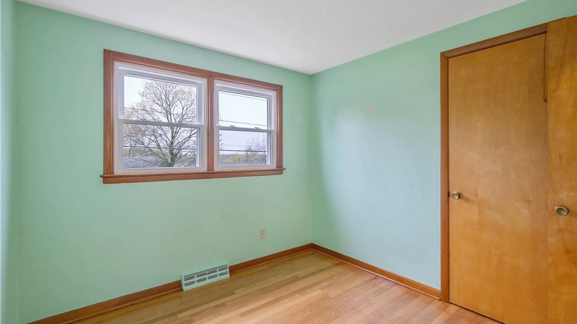 Property at 138 Bennett Road, Camillus, NY 13031 21