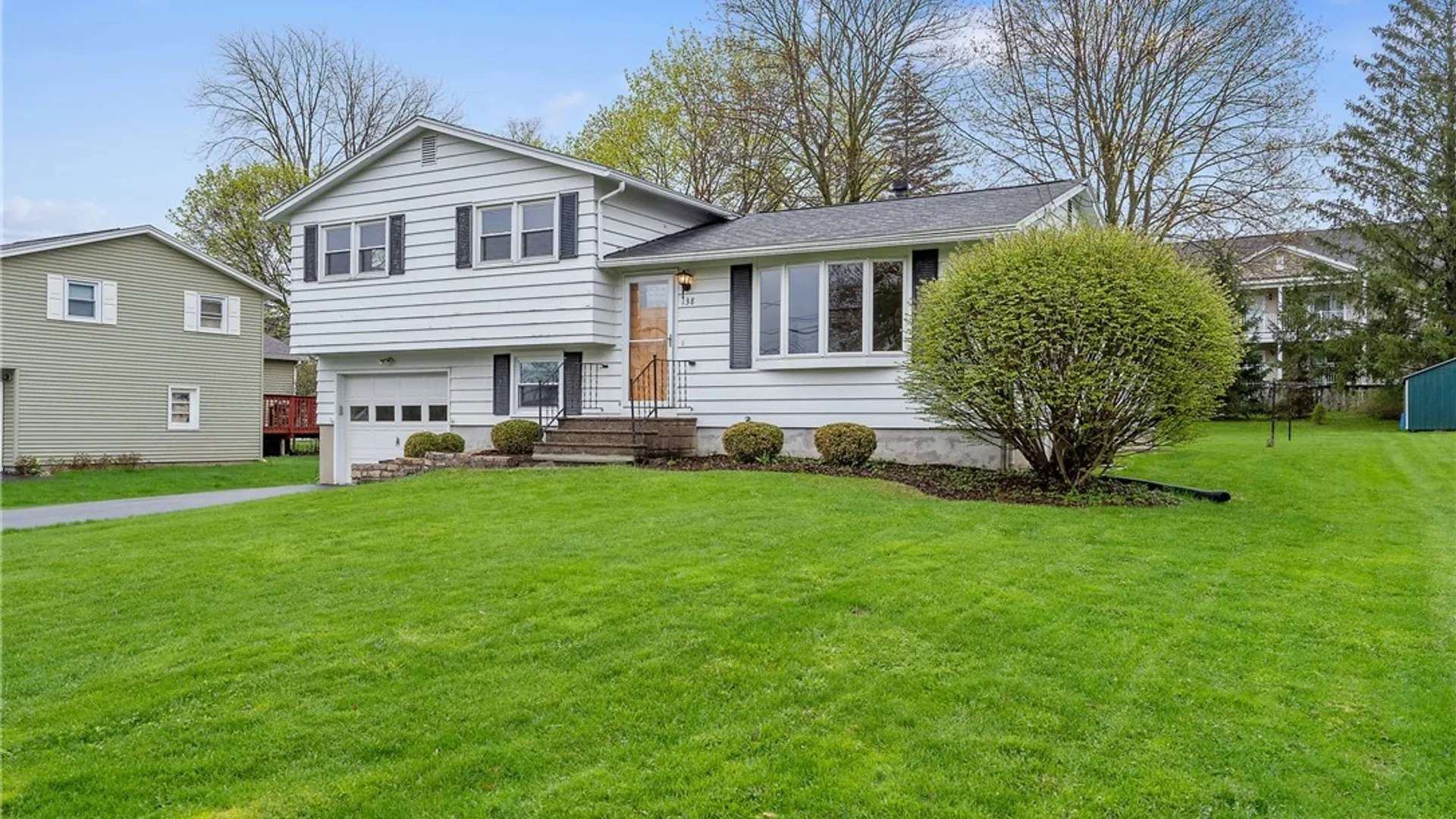 Property at 138 Bennett Road, Camillus, NY 13031 3
