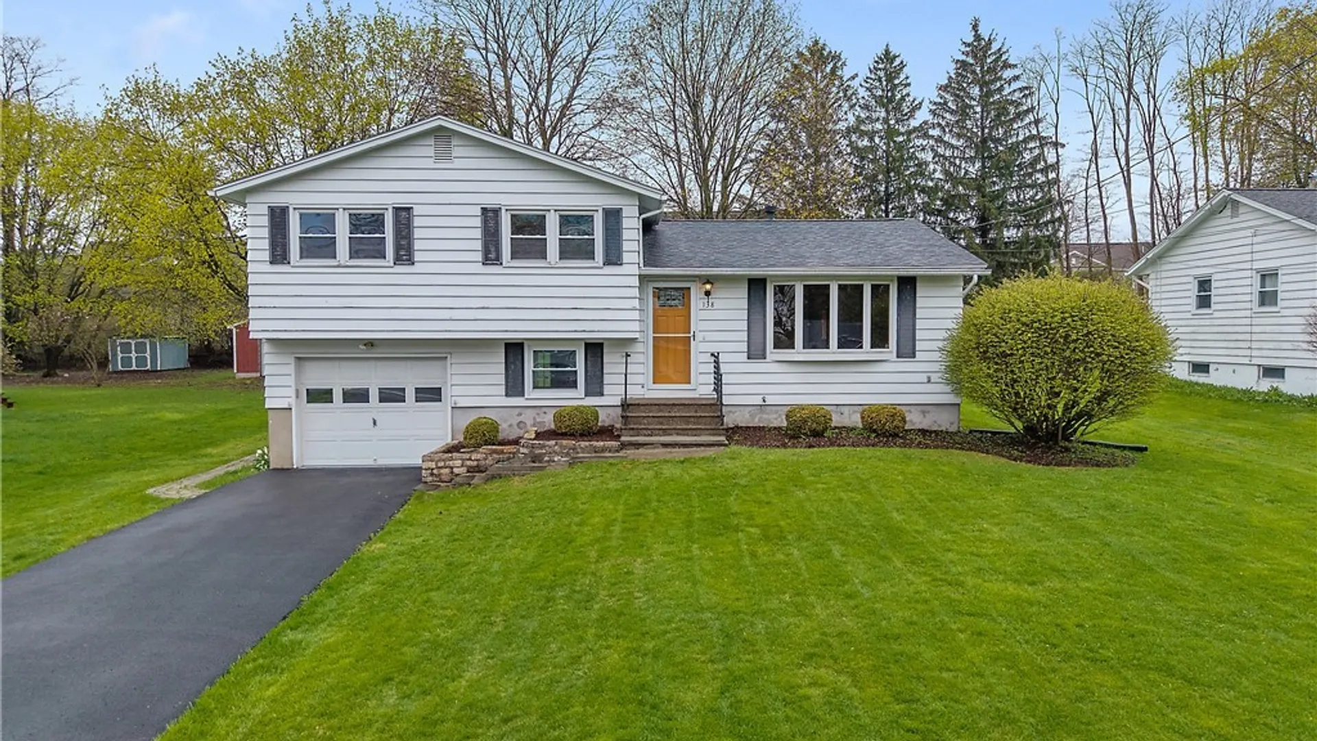 Property at 138 Bennett Road, Camillus, NY 13031 38