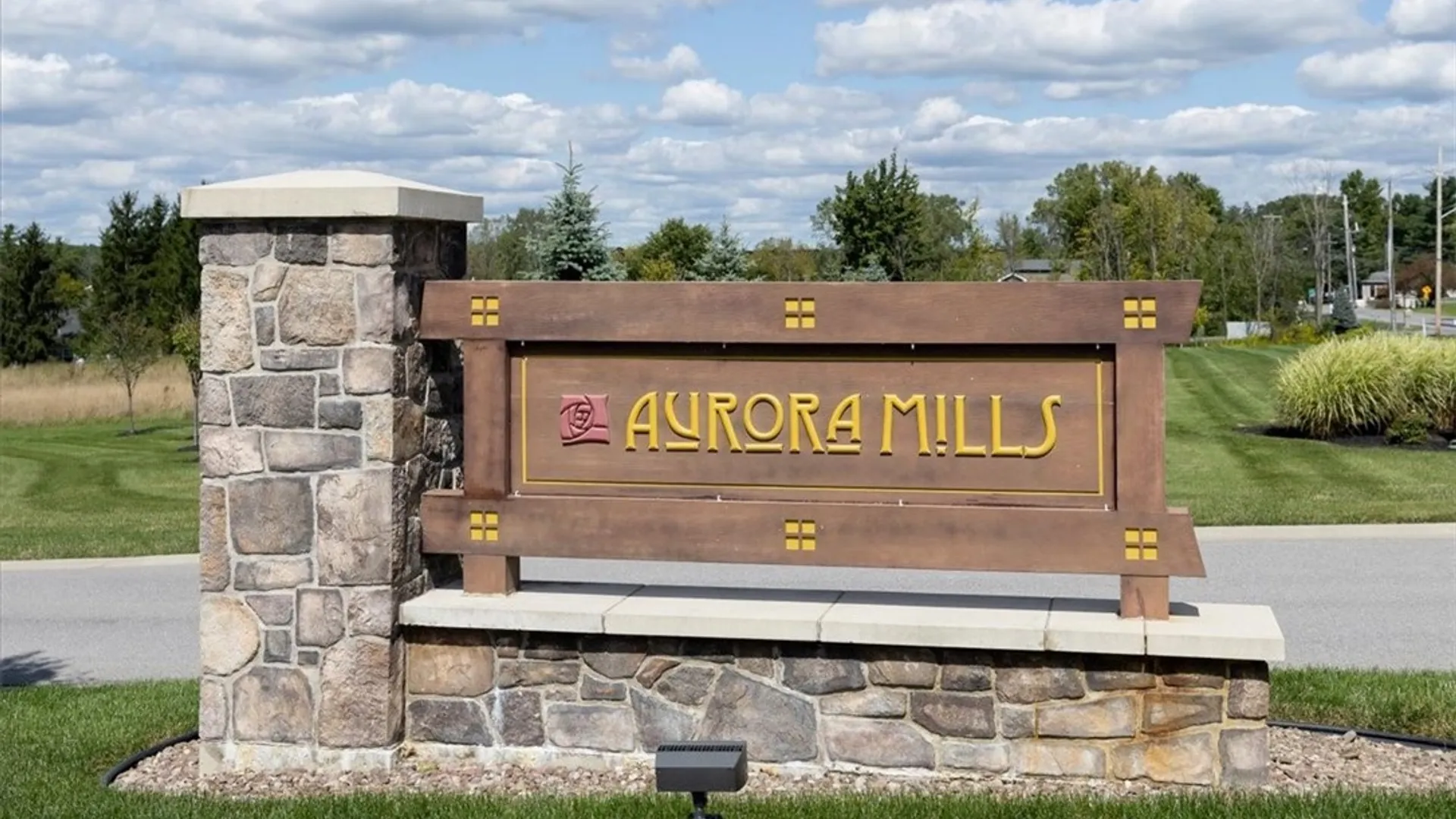 Property at 6 Creekstone Dr, Aurora, NY 14052 20