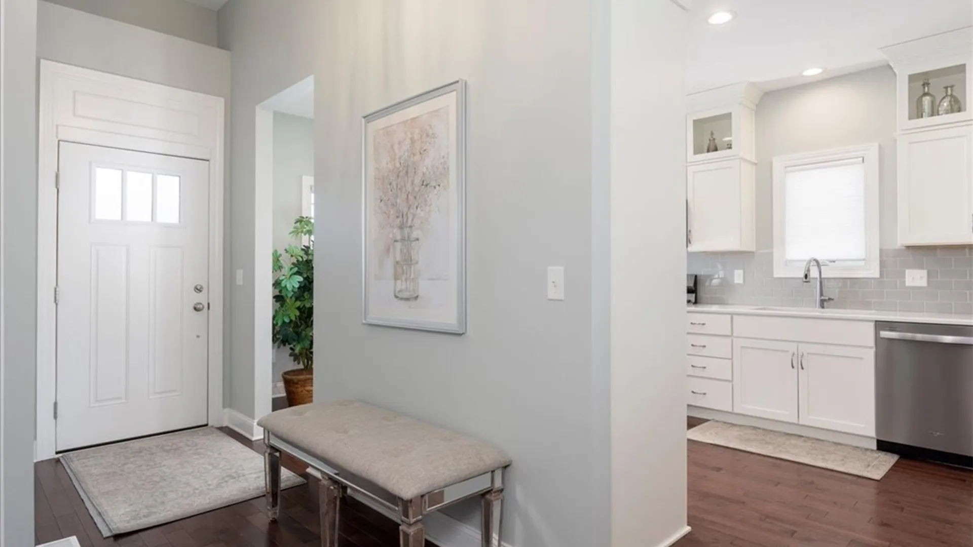 Property at 6 Creekstone Dr, Aurora, NY 14052 4