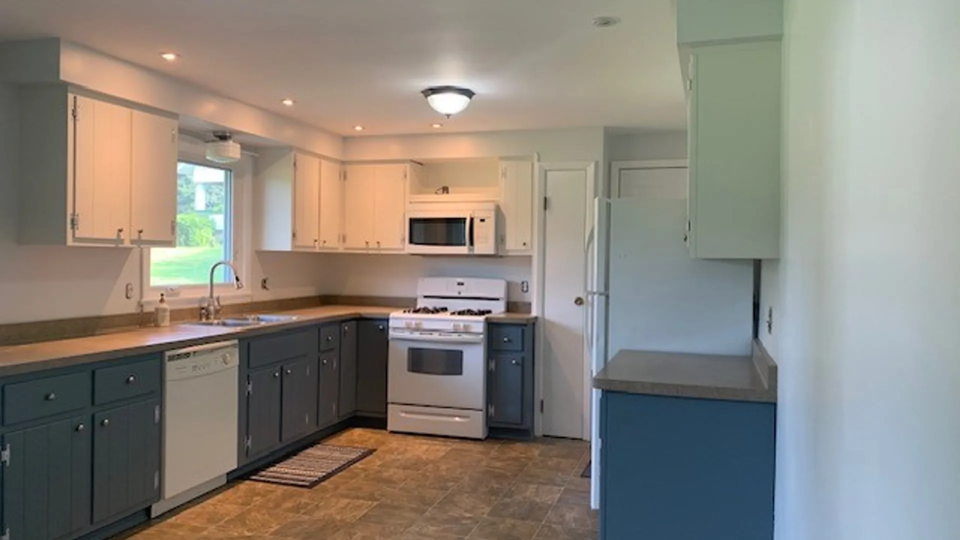 Property at 1063-1065 Bay Road, Webster, NY 14580 26