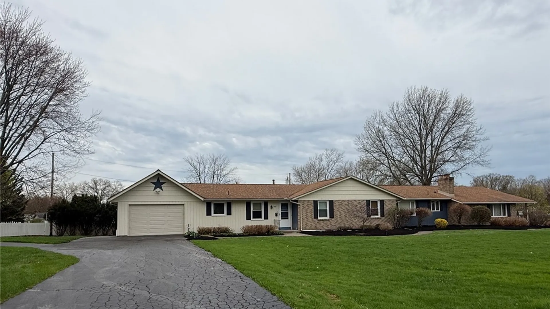 Property at 1063-1065 Bay Road, Webster, NY 14580 40