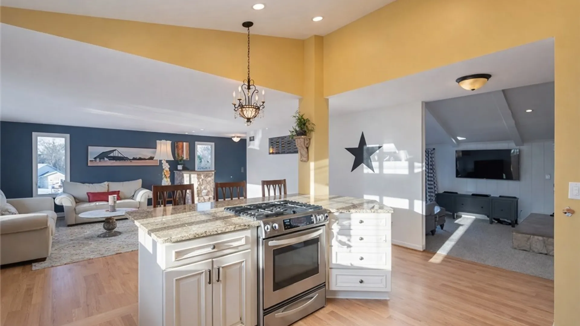 Property at 1063-1065 Bay Road, Webster, NY 14580 5