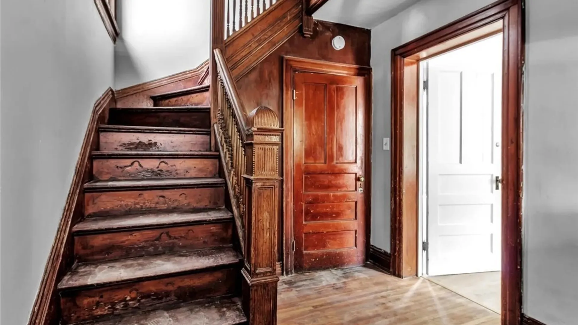 Property at 305 Parkdale Avenue, Buffalo, NY 14213 2