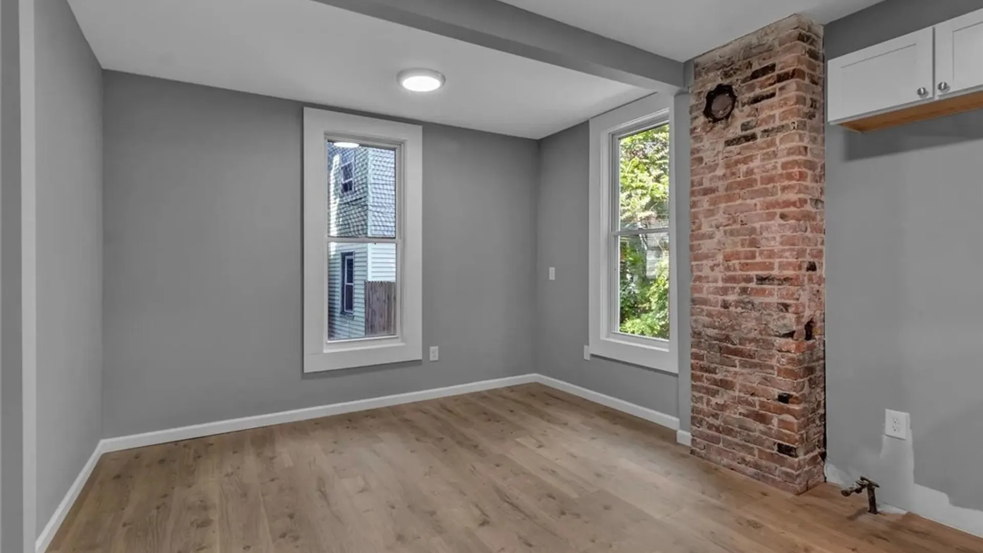 Property at 305 Parkdale Avenue, Buffalo, NY 14213 6