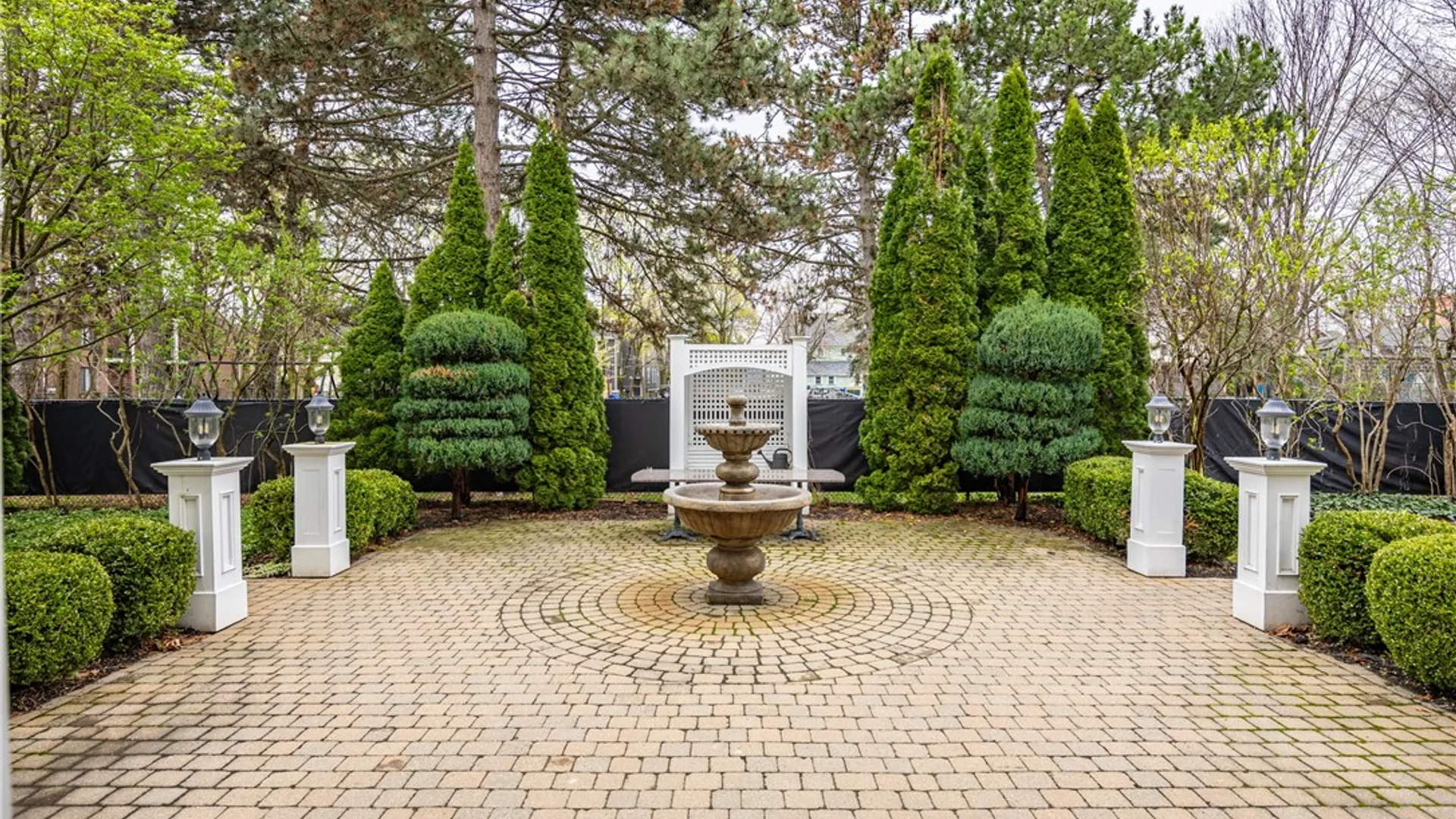 Property at 17 Sibley Place UN#03, Rochester, NY 14607 6