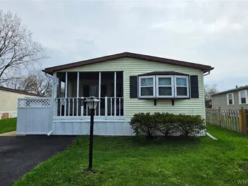 Property at 438 Chestnut Drive, Lockport Town, NY 14094