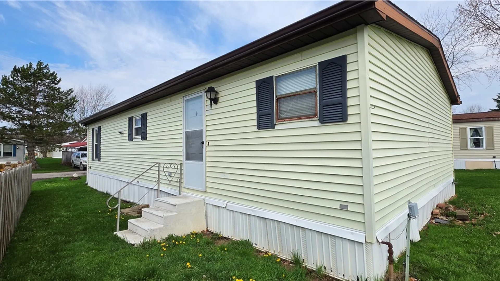 Property at 438 Chestnut Drive, Lockport Town, NY 14094 32