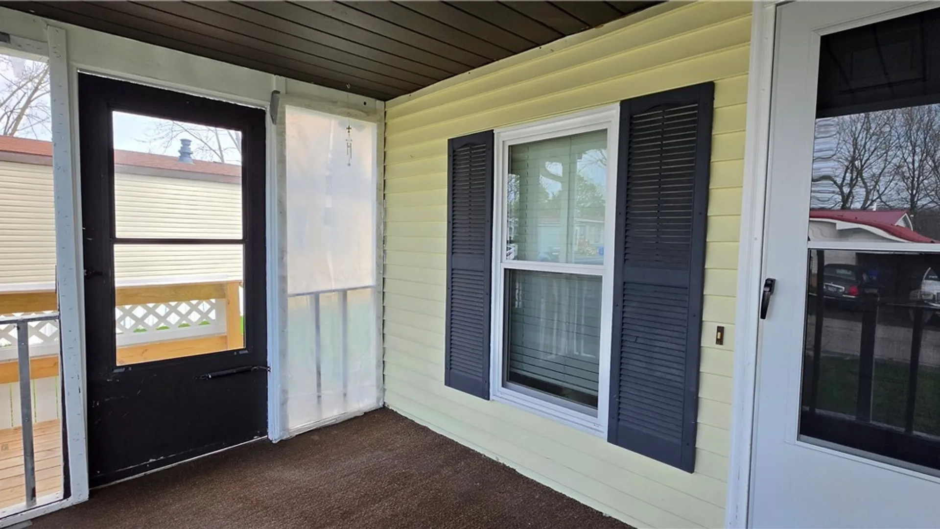Property at 438 Chestnut Drive, Lockport Town, NY 14094 4