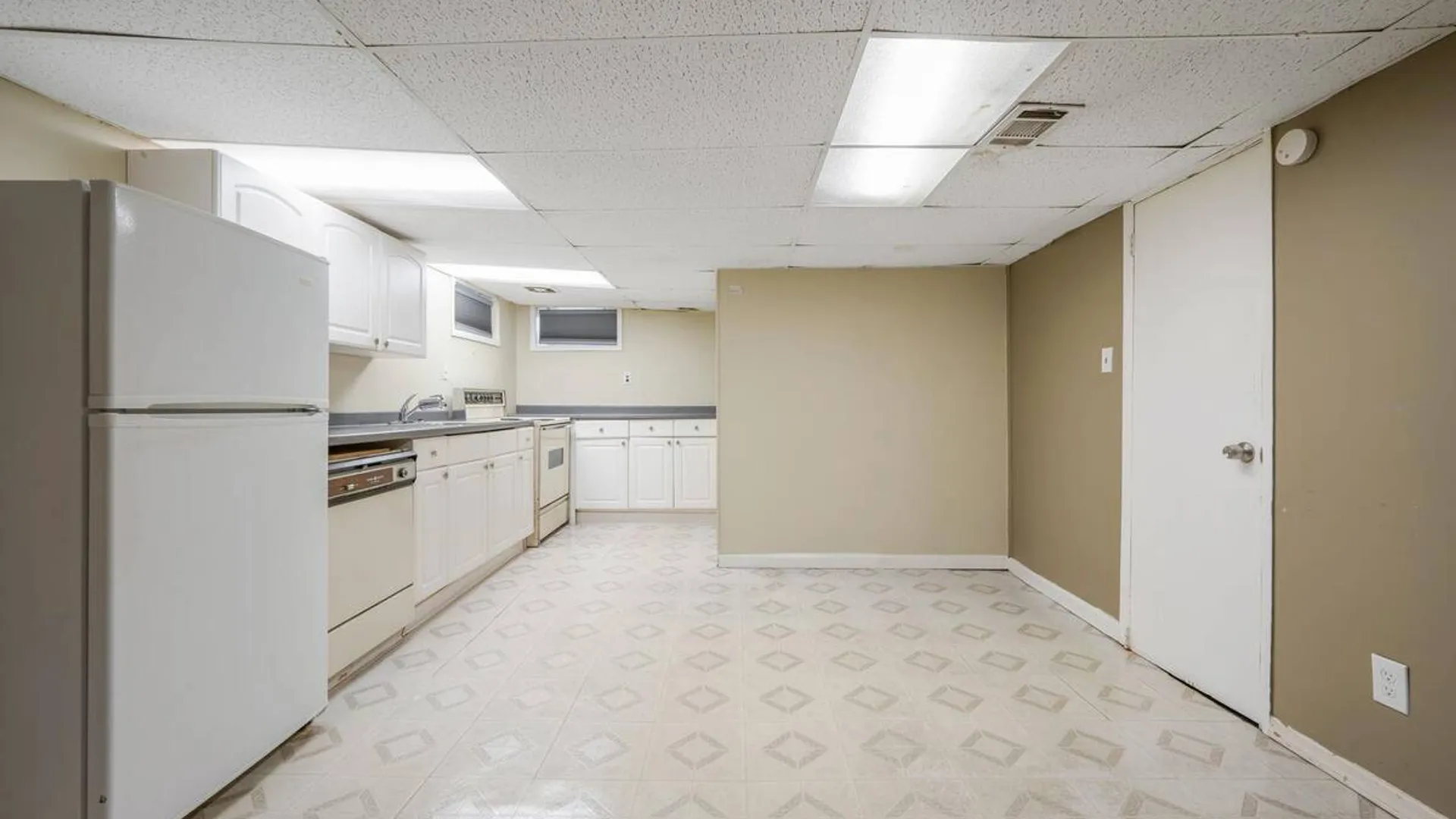 Property at 55 Barbara Drive, East Meadow, NY 11554 24