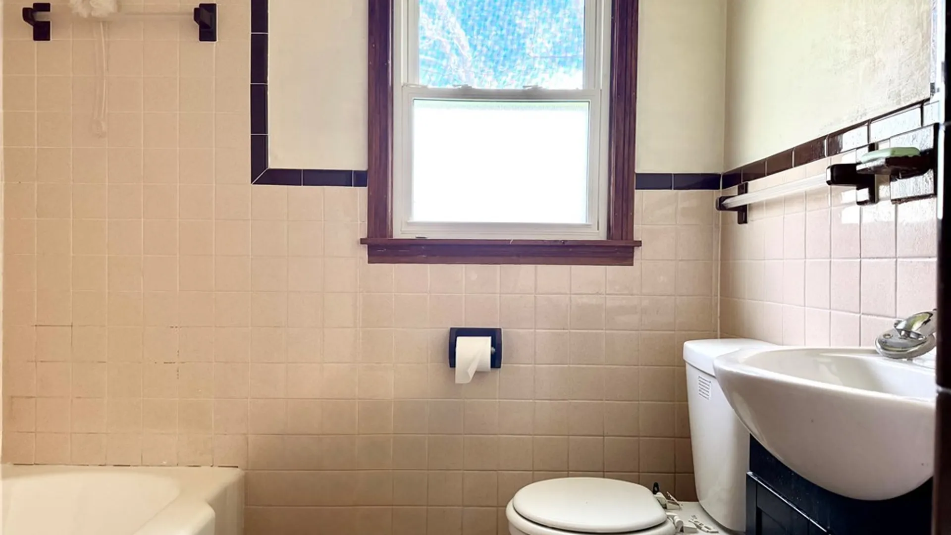 Property at 4 Leon Place, Pomfret, NY 14063 15
