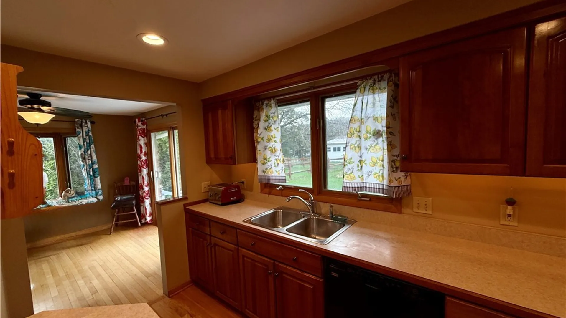 Property at 105 Easterly Terrace, DeWitt, NY 13214 17