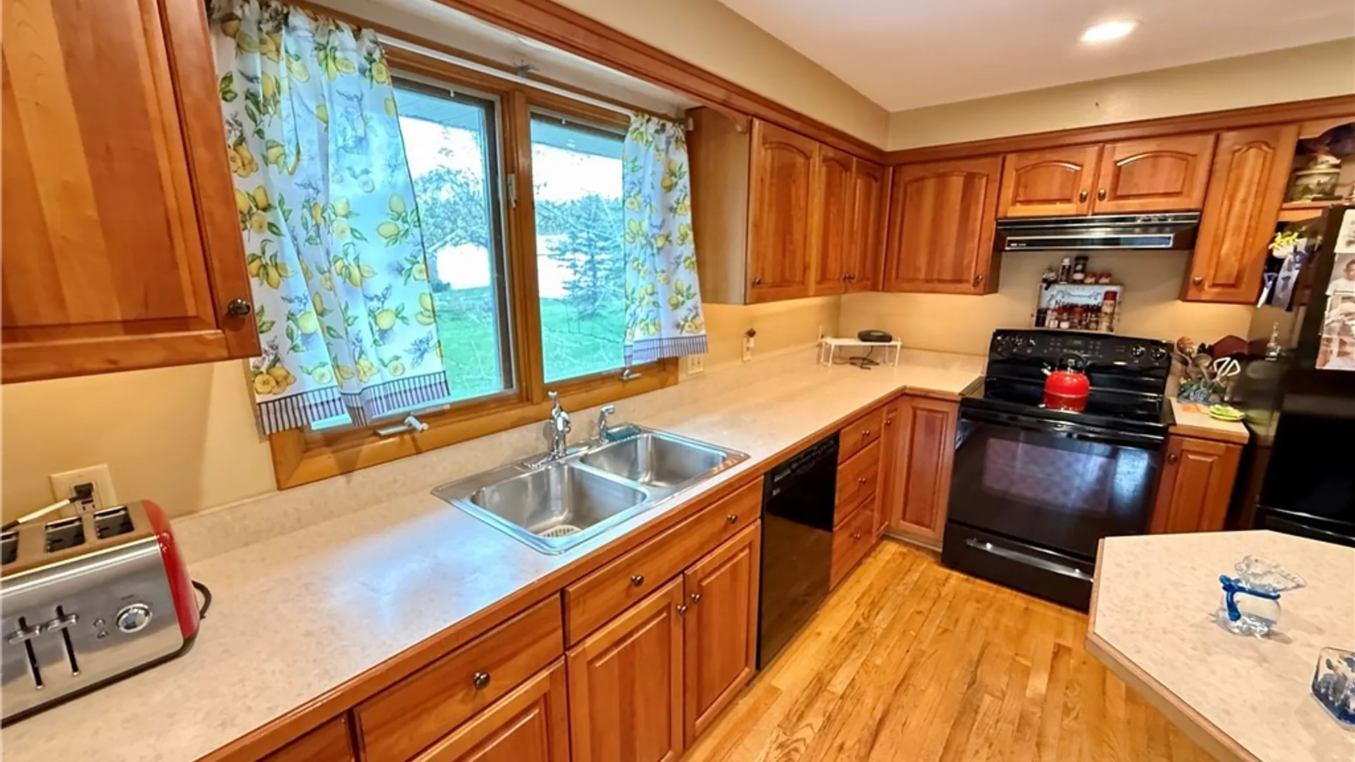 Property at 105 Easterly Terrace, DeWitt, NY 13214 24