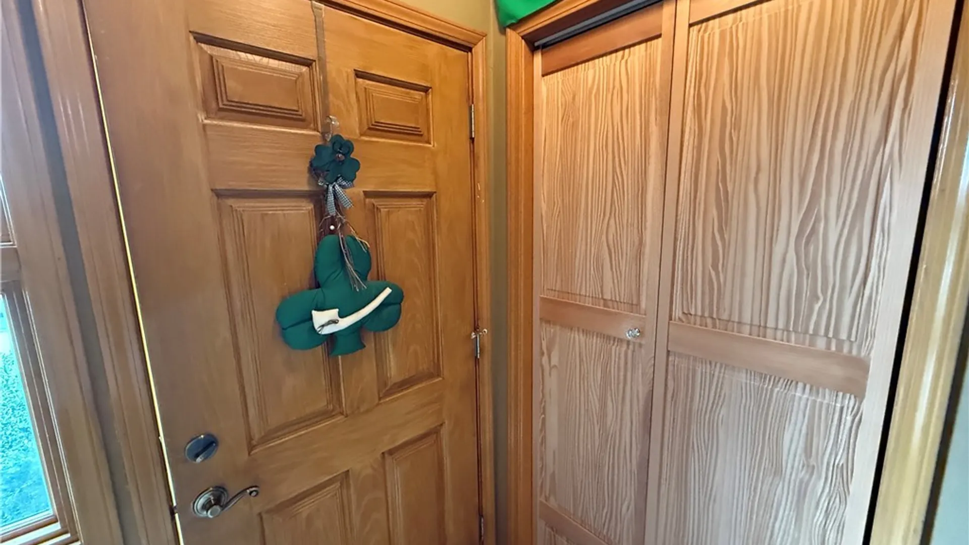 Property at 105 Easterly Terrace, DeWitt, NY 13214 4