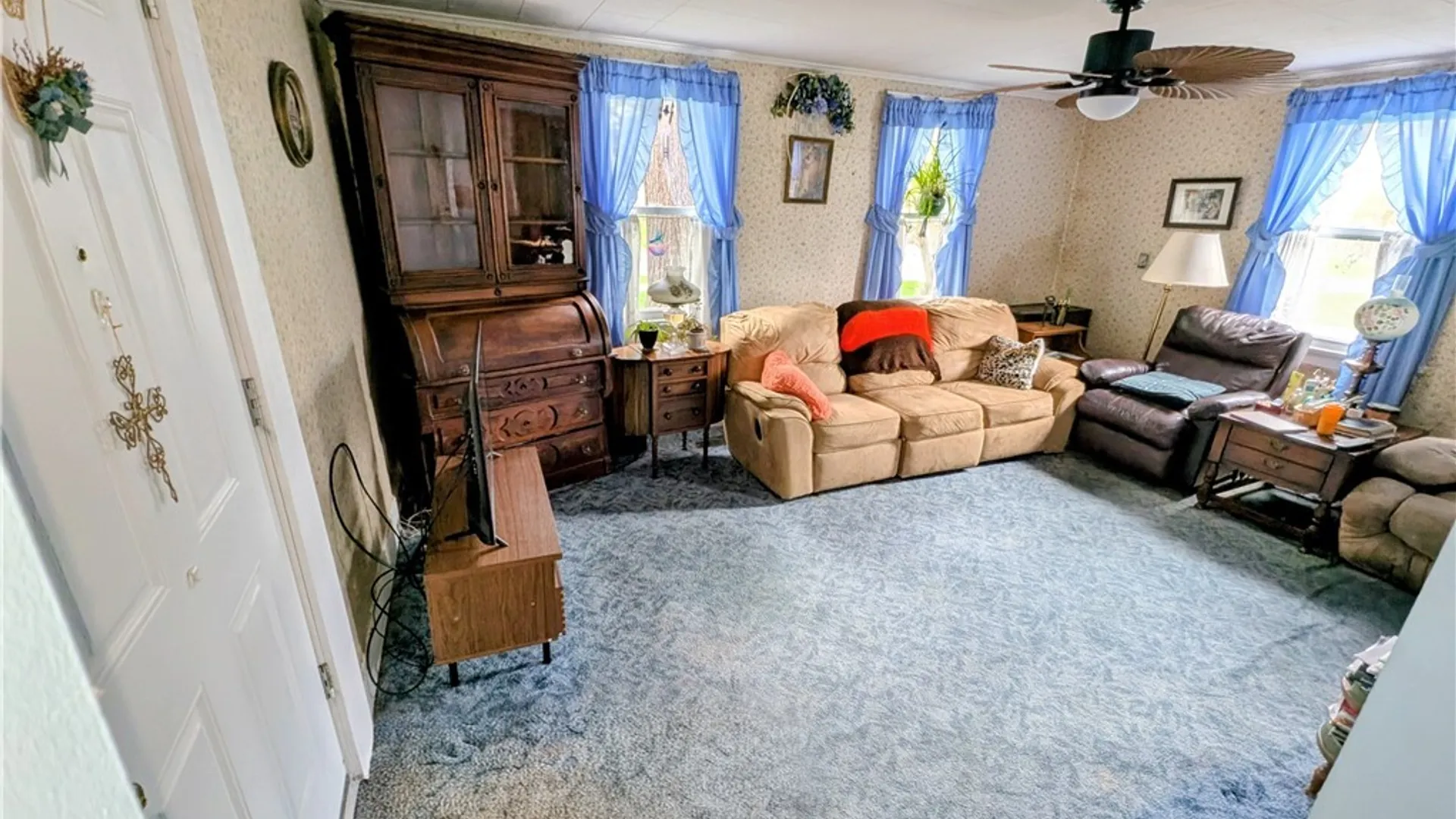 Property at 192 Oakwood Avenue, Aurora, NY 14052 9