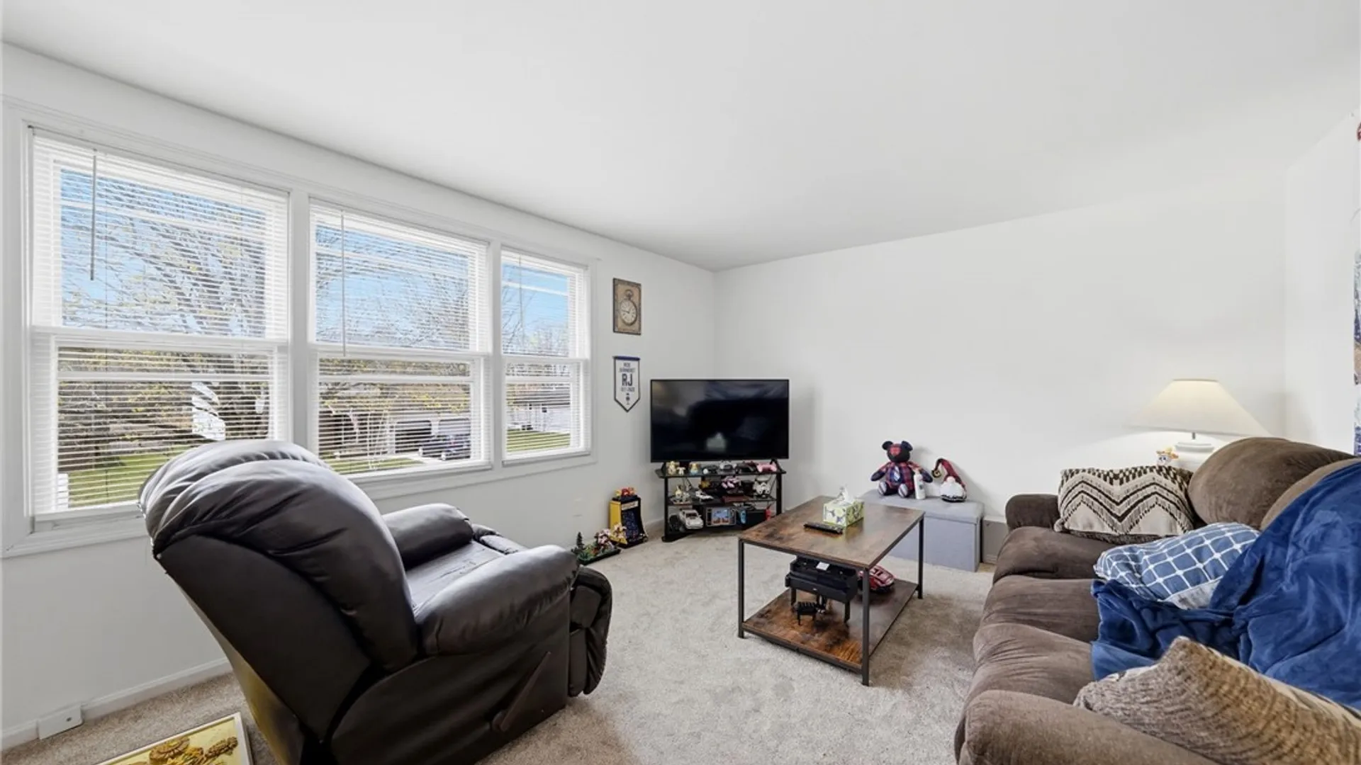 Property at 85 Ellington Avenue, Cheektowaga, NY 14043 20