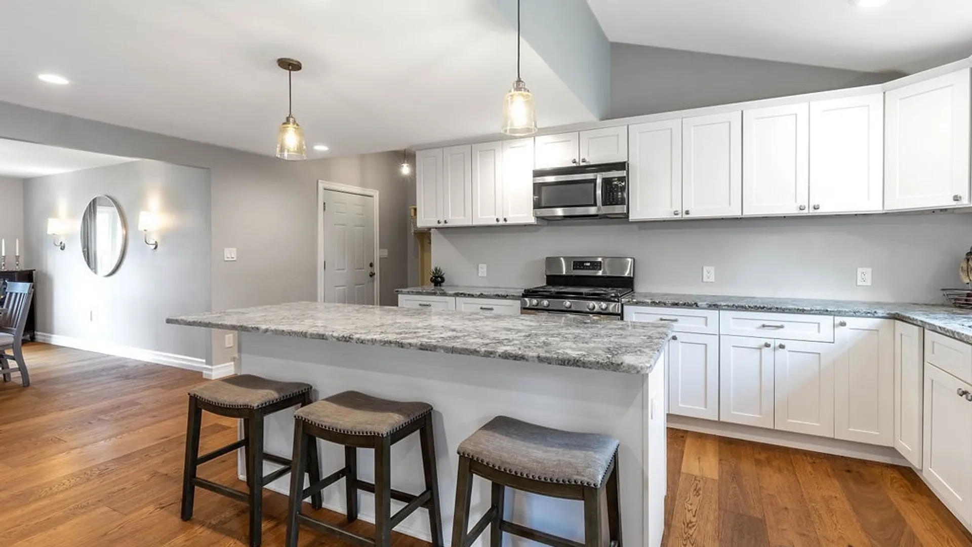 Property at 21 Sturbridge Lane, Grand Island, NY 14072 16